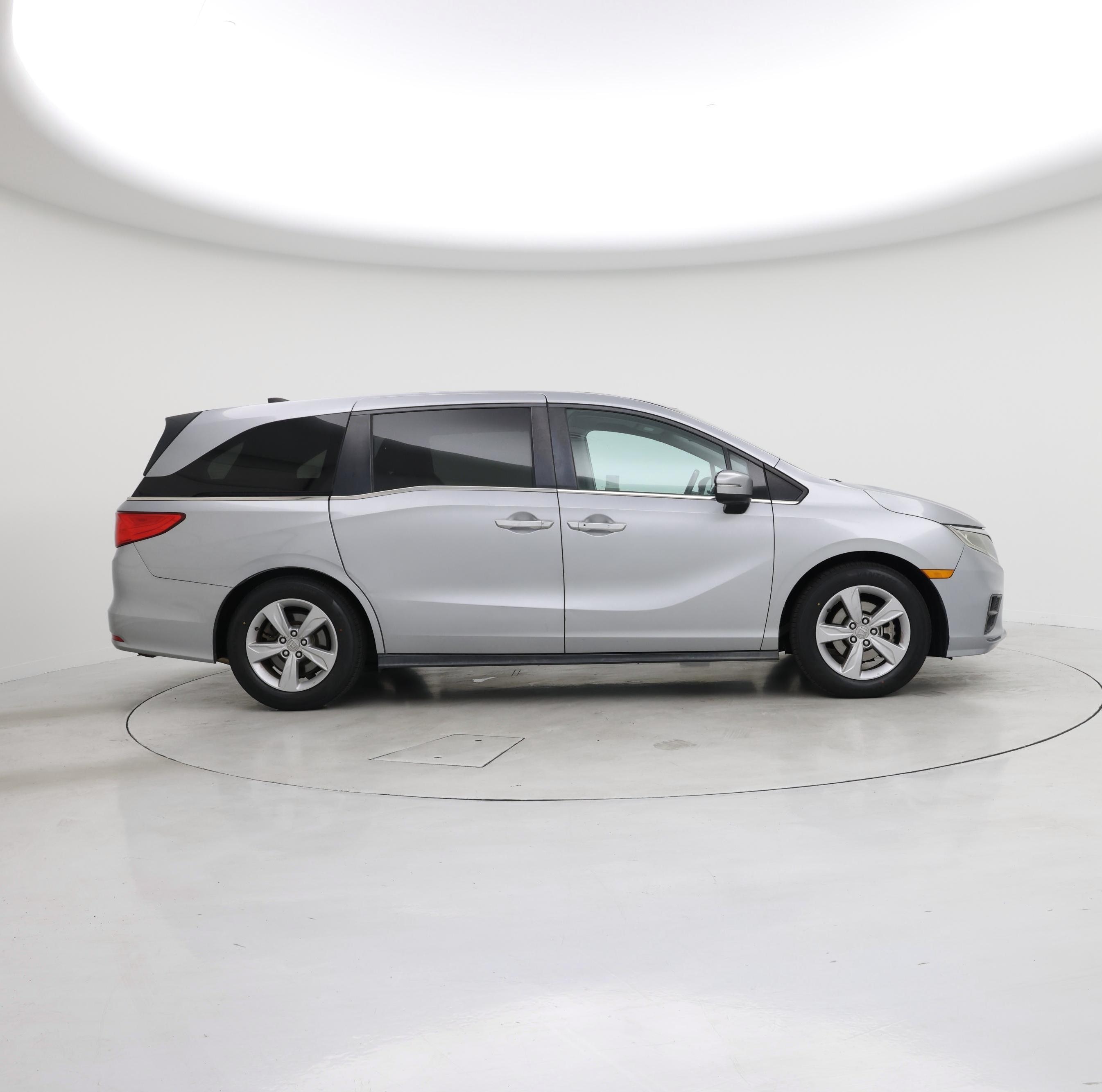 Thumbnail: 2019 Honda Odyssey - 7