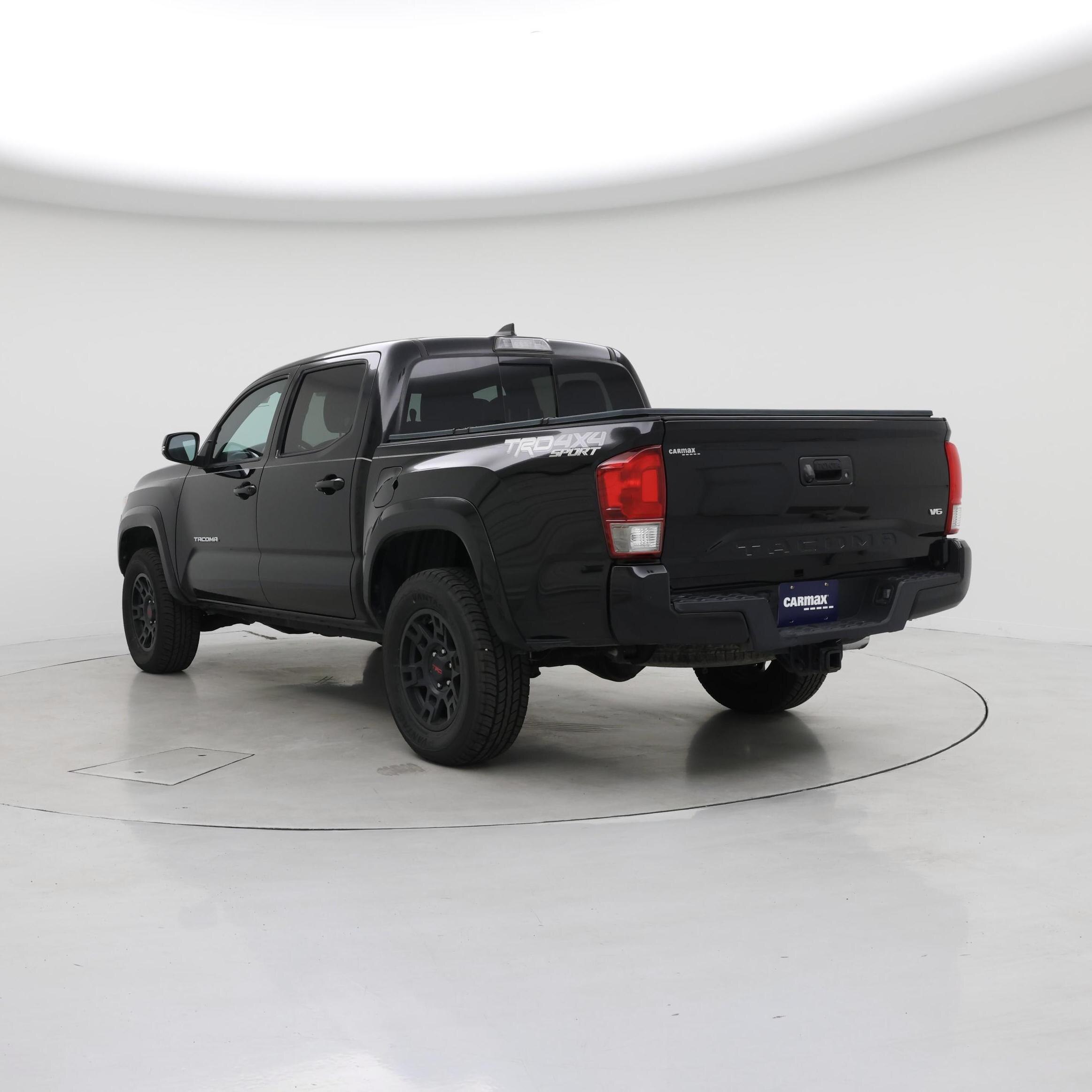 Thumbnail: 2017 Toyota Tacoma - 2