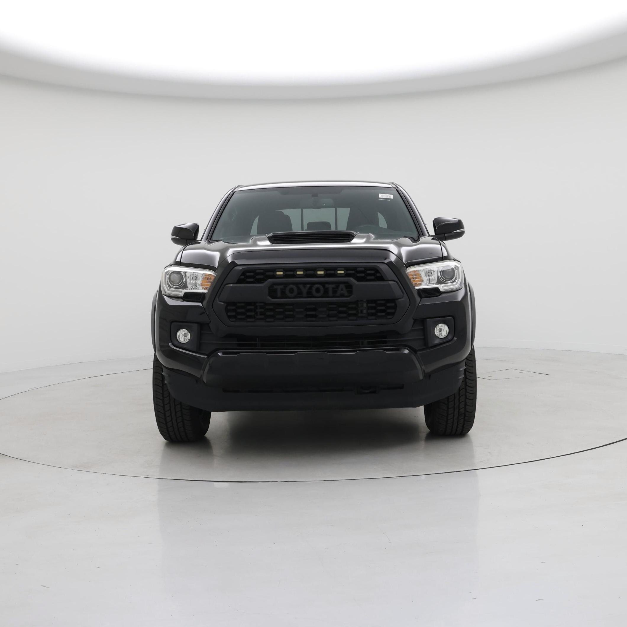 Thumbnail: 2017 Toyota Tacoma - 5