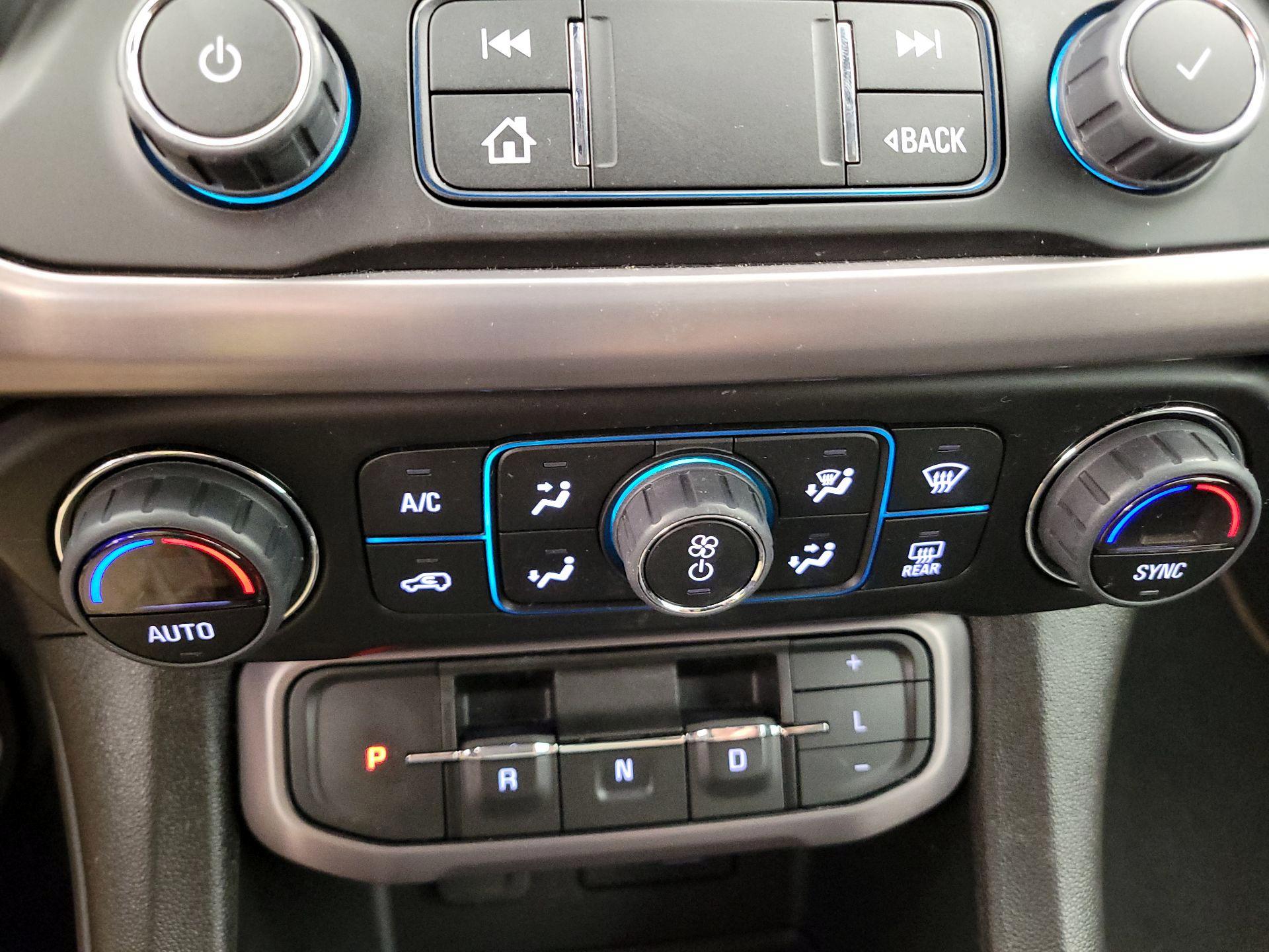 Thumbnail: 2023 GMC Acadia - 16