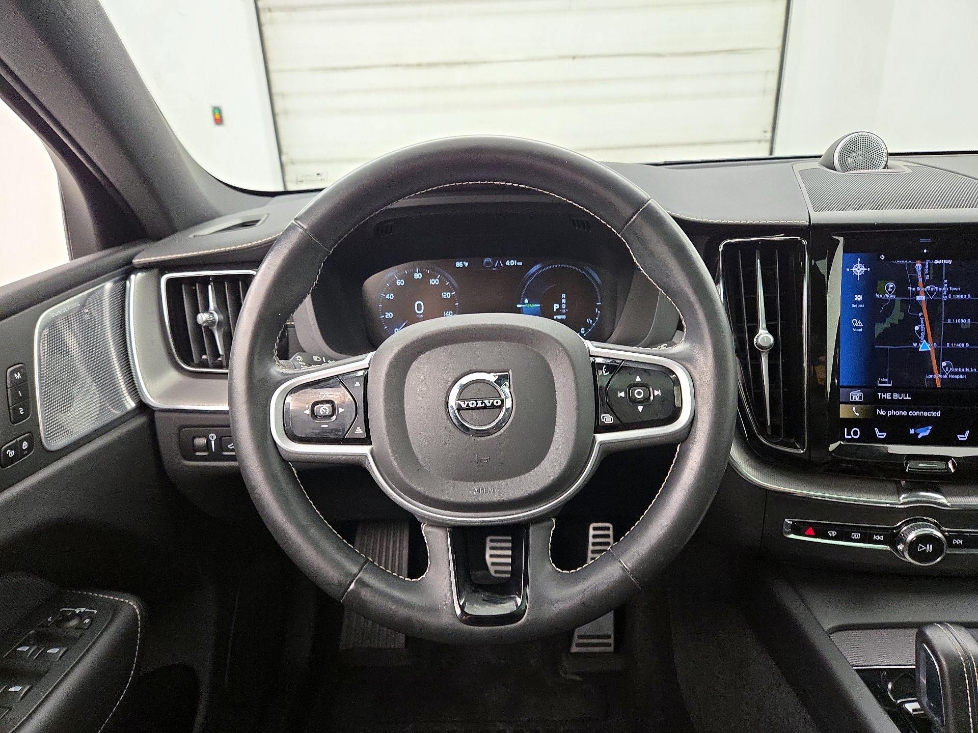 Thumbnail: 2021 Volvo XC60 - 10
