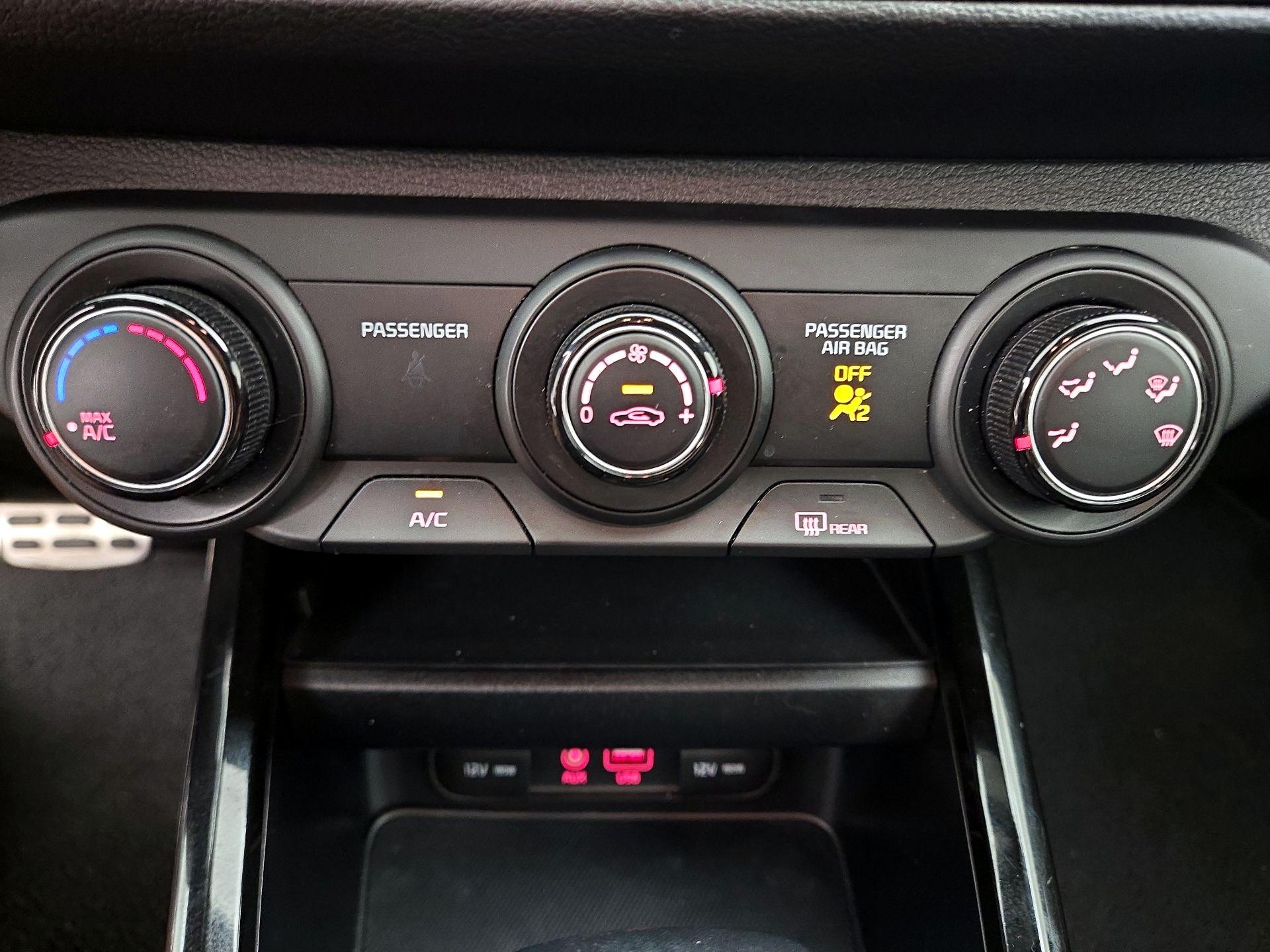 Thumbnail: 2021 Kia Forte - 16
