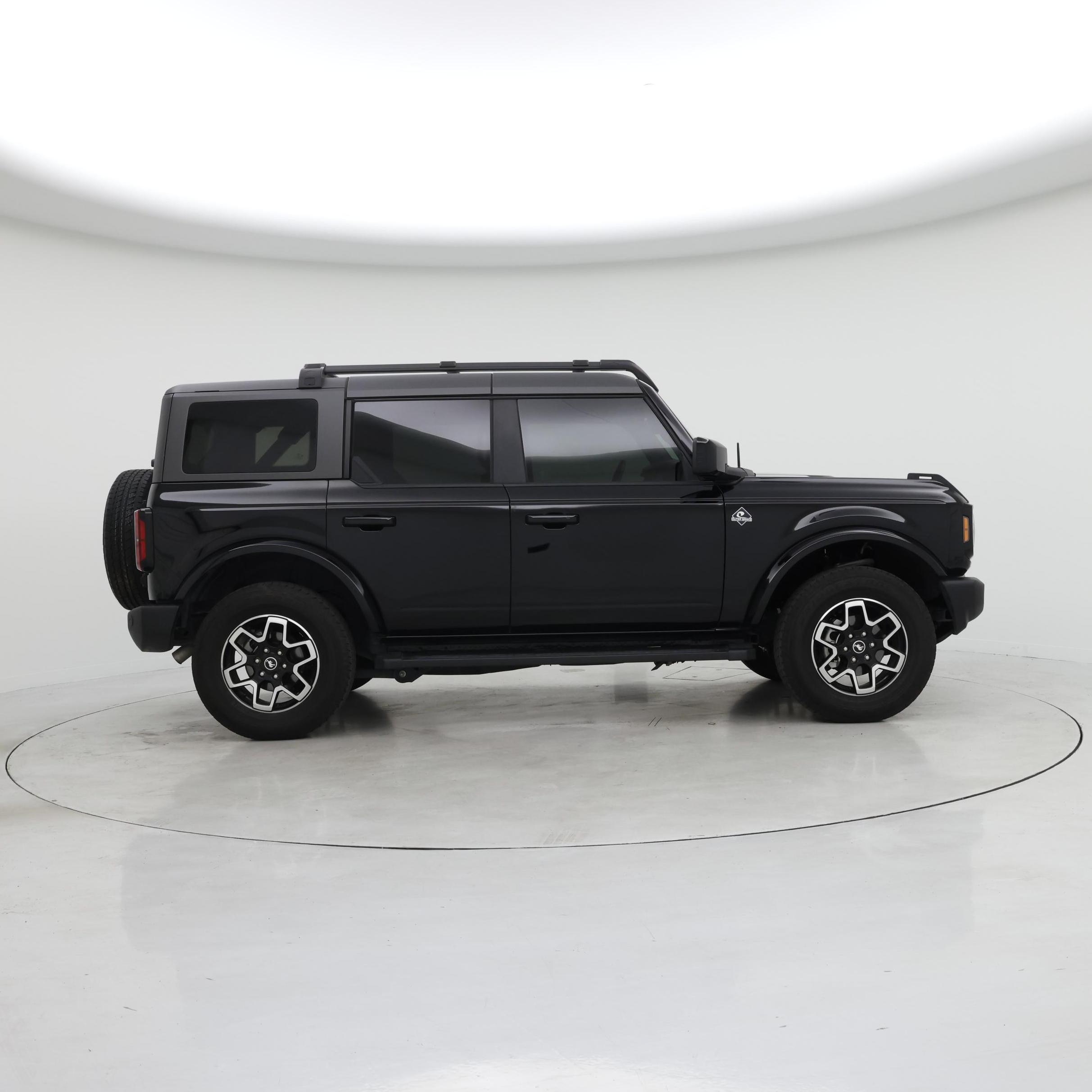 Thumbnail: 2023 Ford Bronco - 7