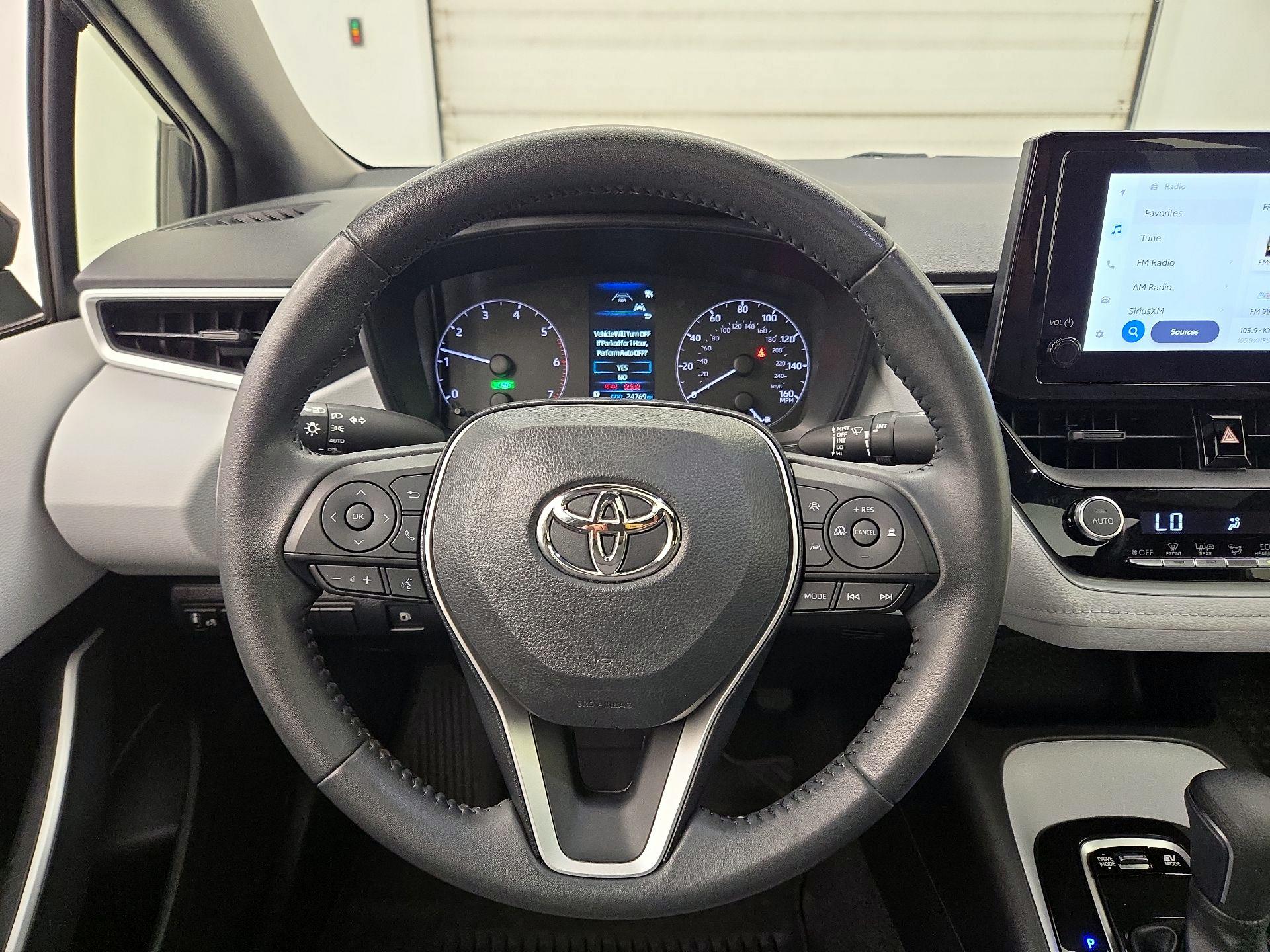 Thumbnail: 2023 Toyota Corolla - 10