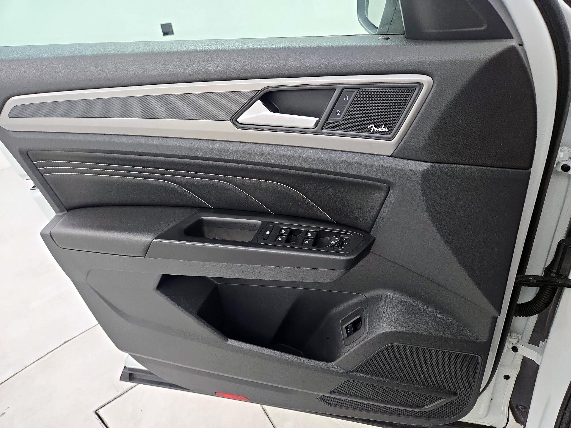 Thumbnail: 2021 Volkswagen Atlas - 12