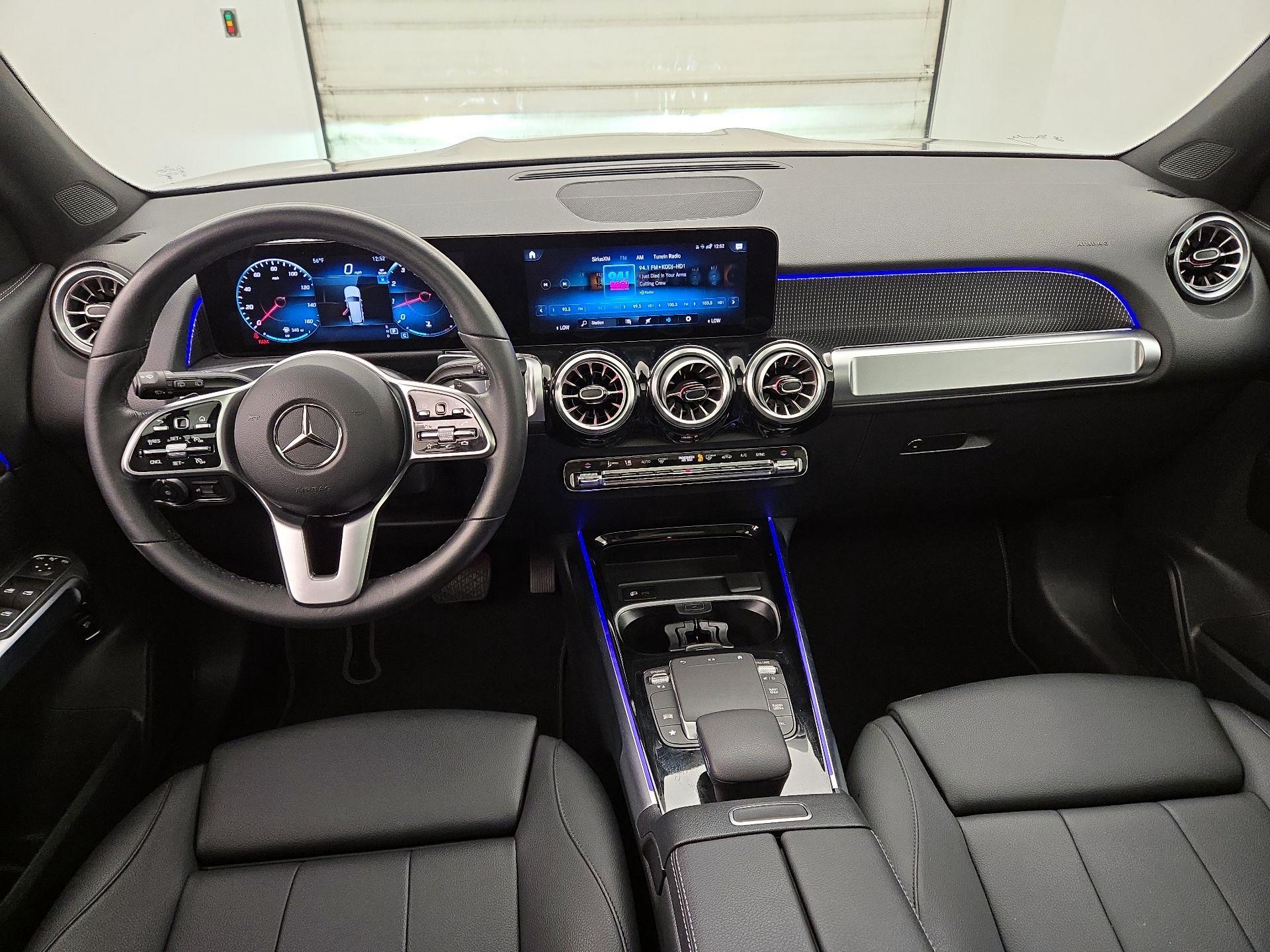 Thumbnail: 2023 Mercedes-Benz GLB - 9