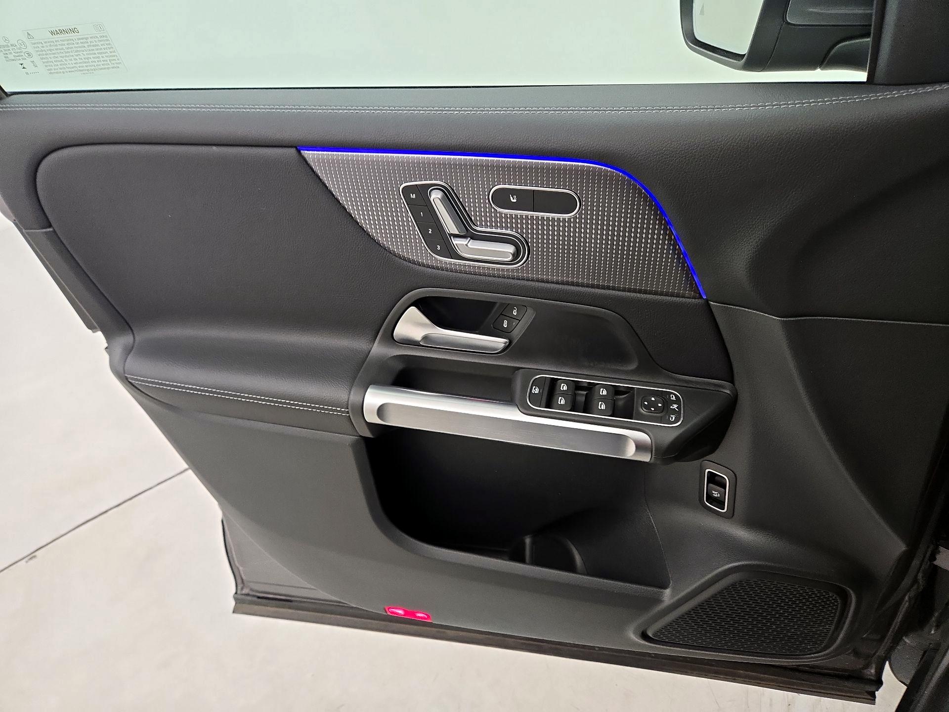 Thumbnail: 2023 Mercedes-Benz GLB - 12