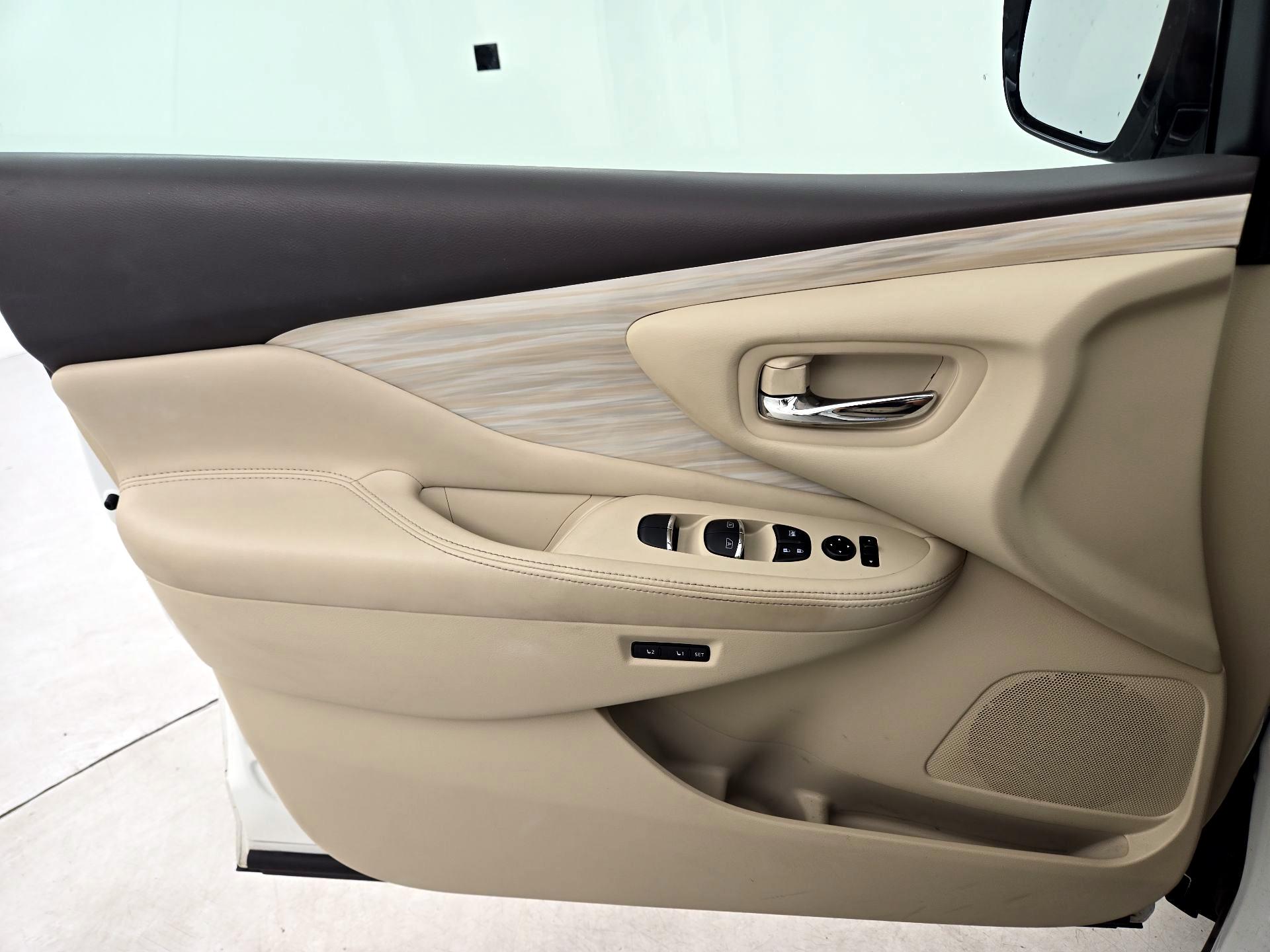 Thumbnail: 2016 Nissan Murano - 12