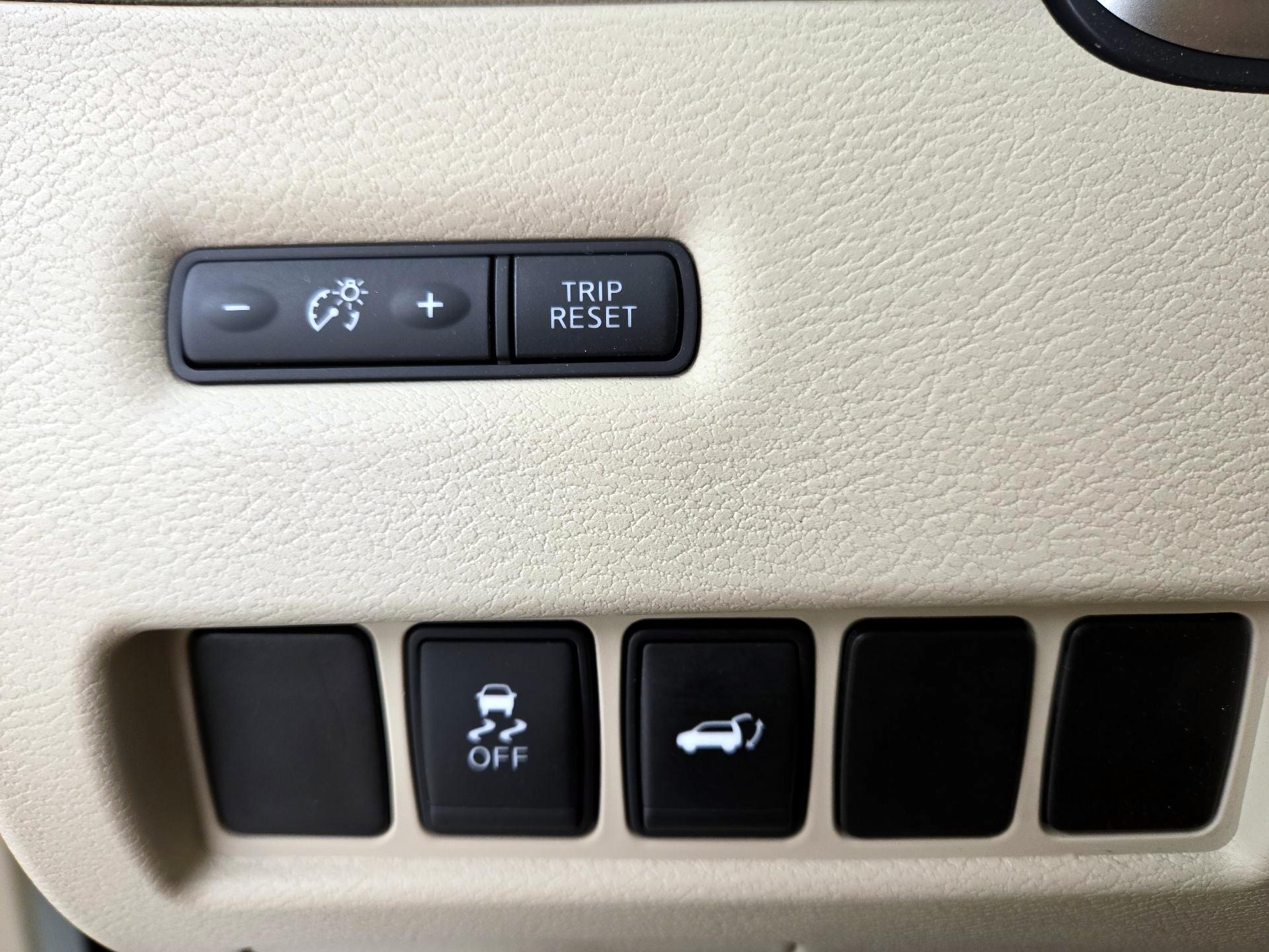 Thumbnail: 2016 Nissan Murano - 13
