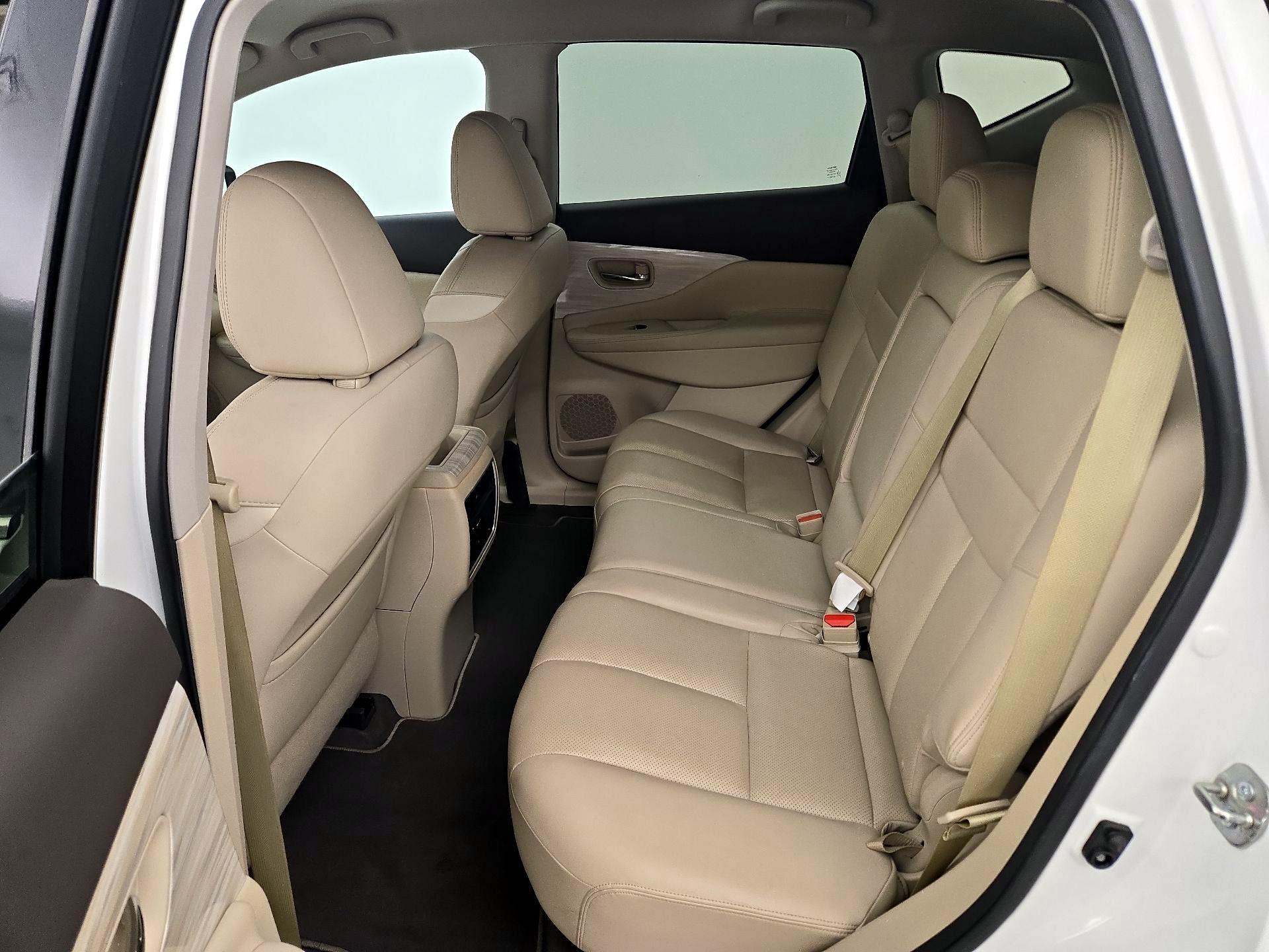 Thumbnail: 2016 Nissan Murano - 20