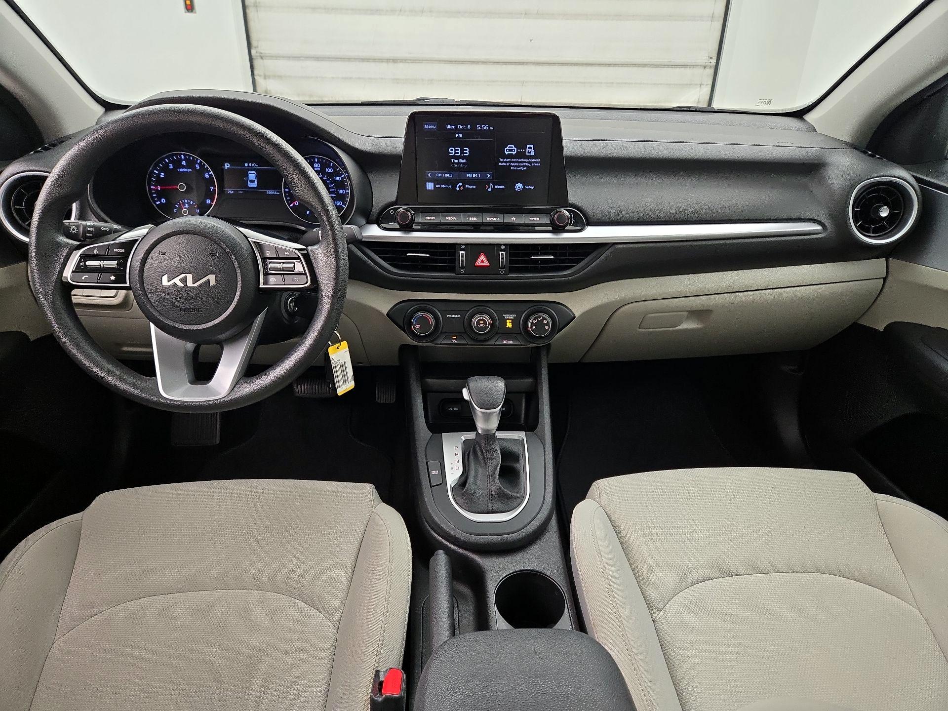 Thumbnail: 2023 Kia Forte - 9