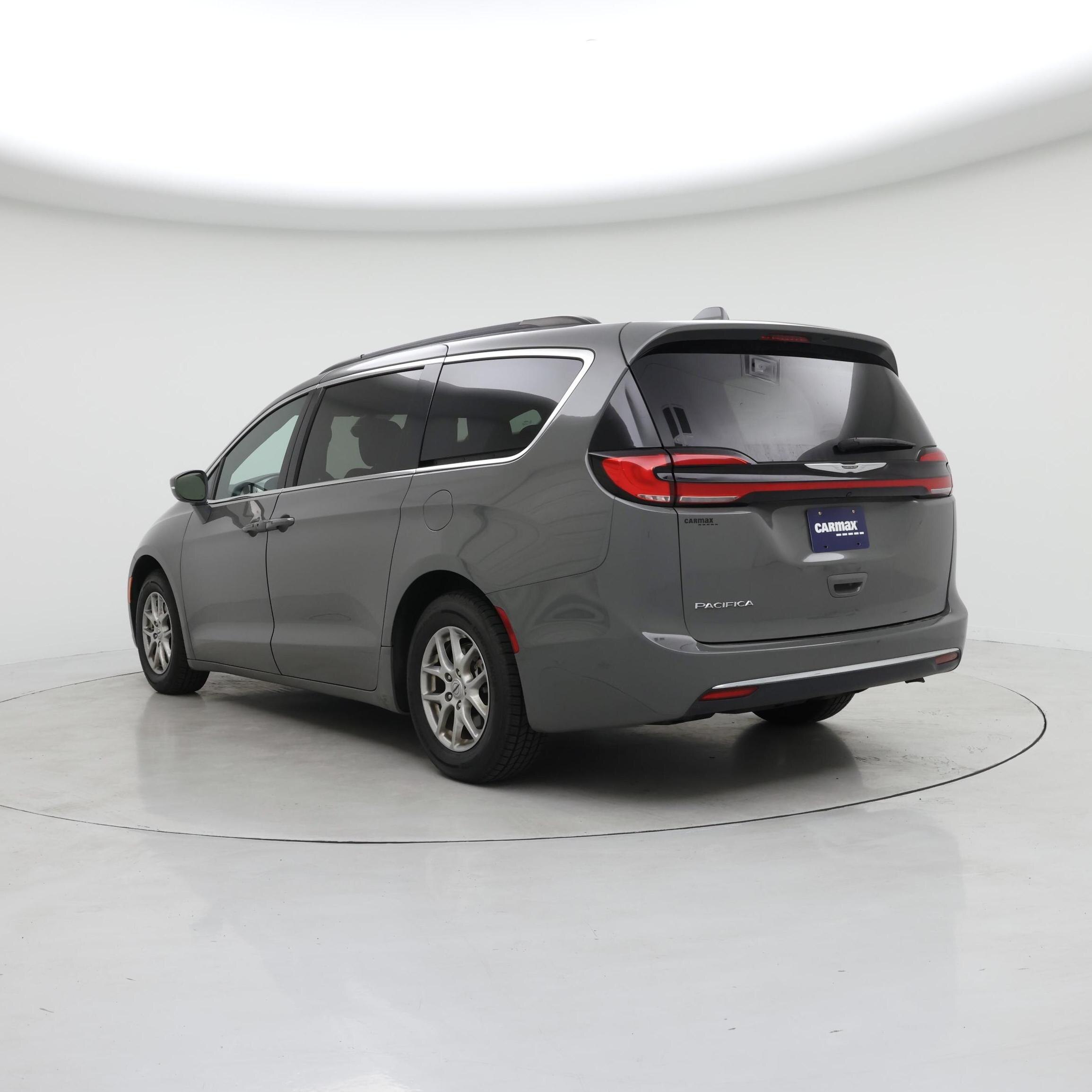 Thumbnail: 2022 Chrysler Pacifica - 2
