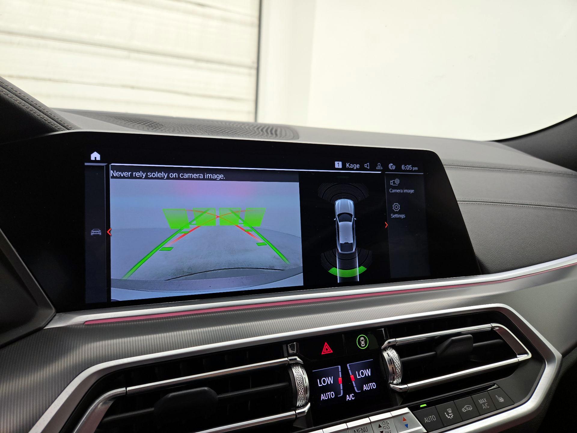 Thumbnail: 2022 BMW X6 - 15