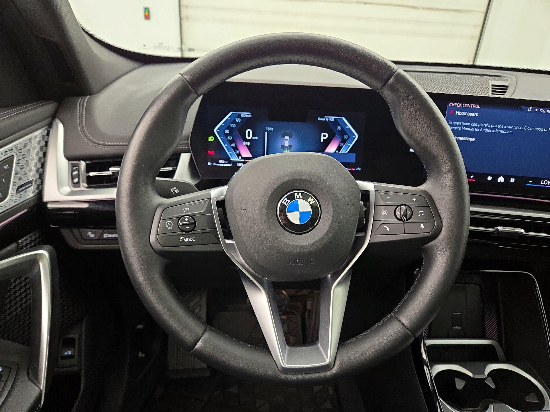 Thumbnail: 2024 BMW X1 - 10