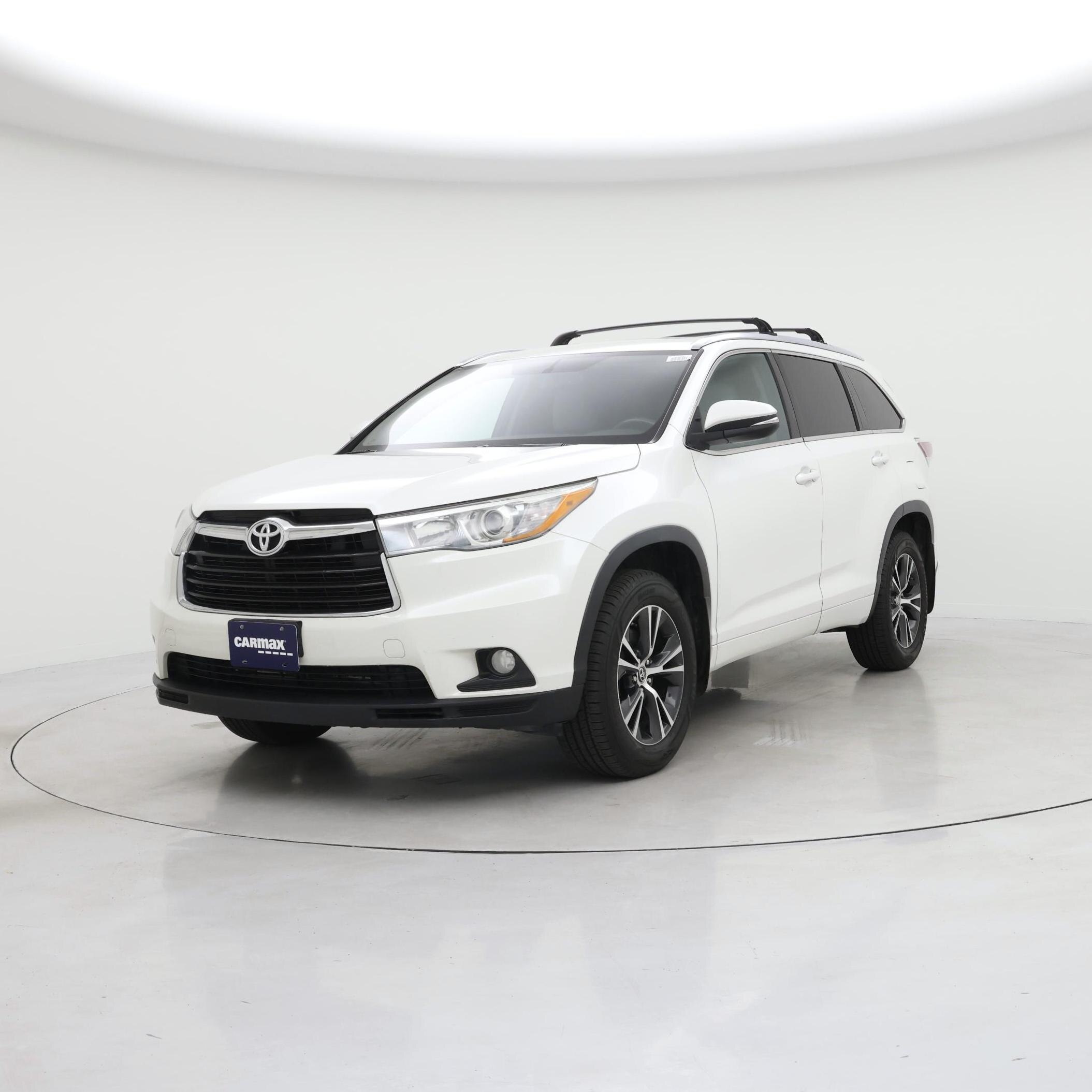 Thumbnail: 2016 Toyota Highlander - 4