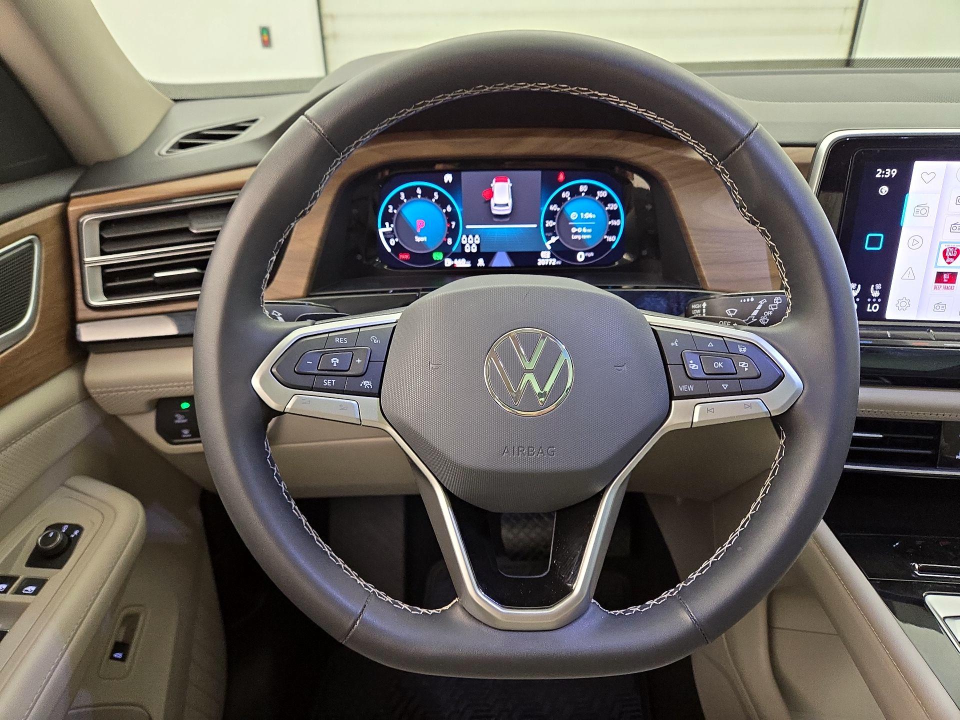 Thumbnail: 2024 Volkswagen Atlas - 10