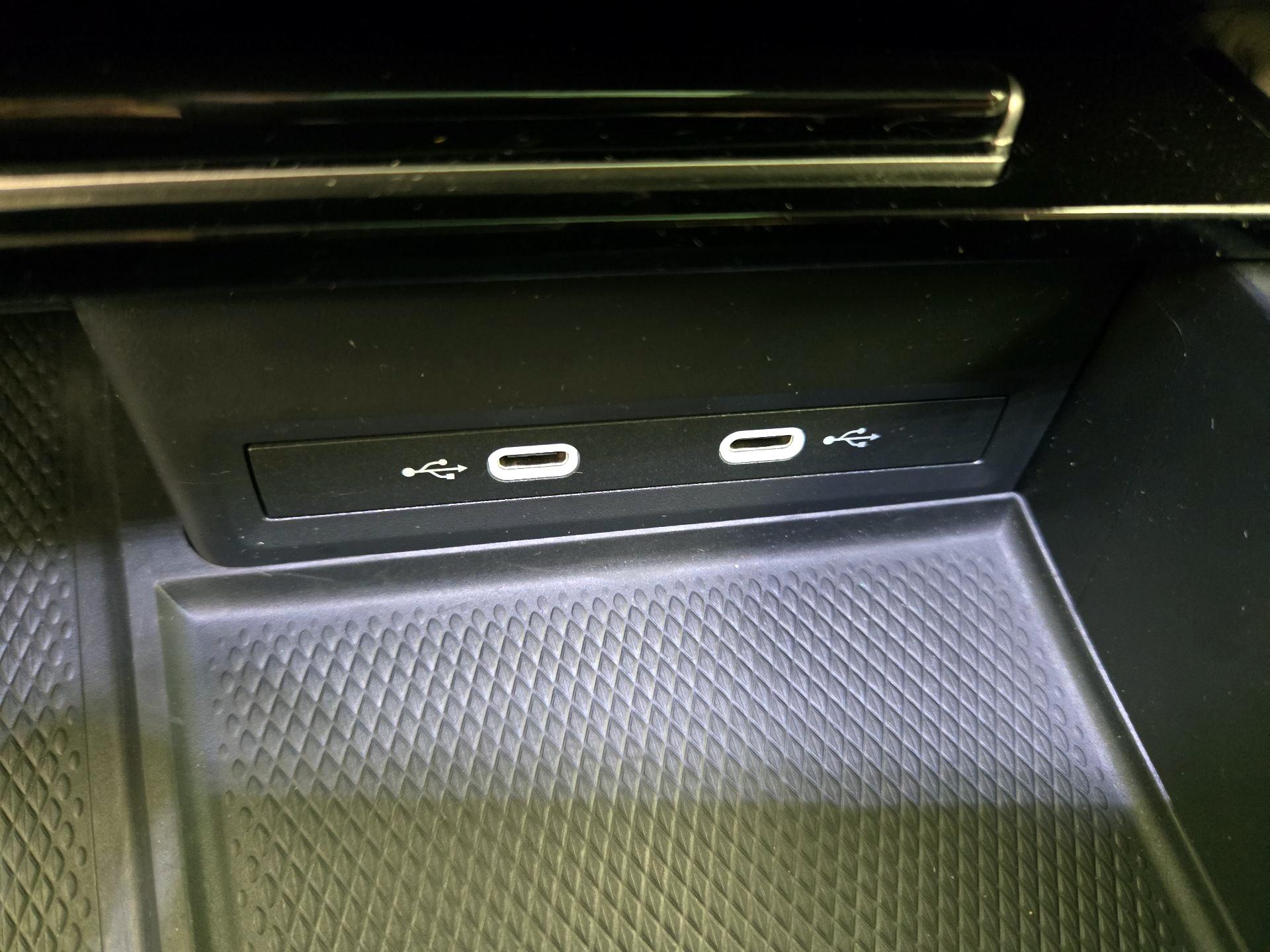 Thumbnail: 2024 Volkswagen Atlas - 18