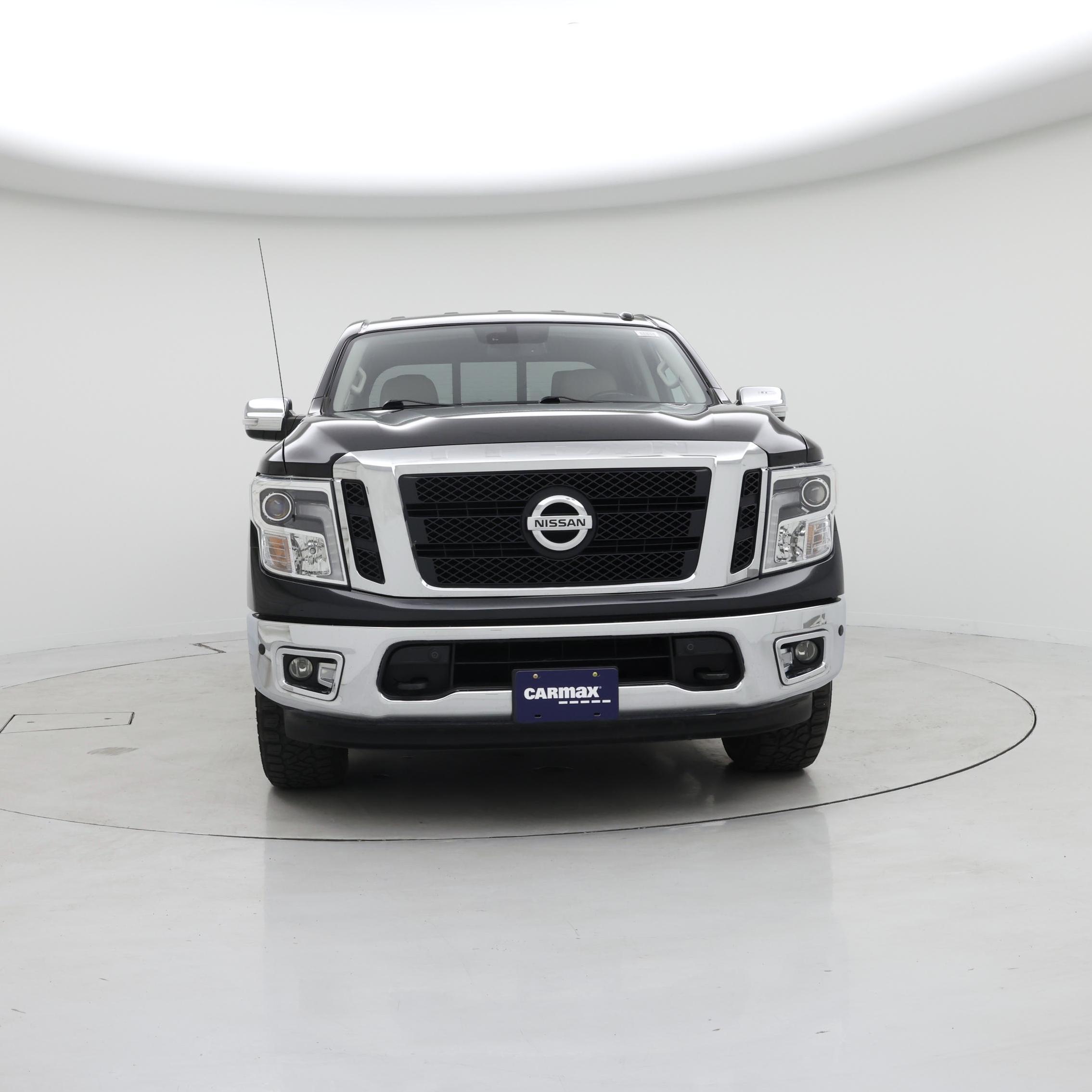 Thumbnail: 2017 Nissan Titan - 5