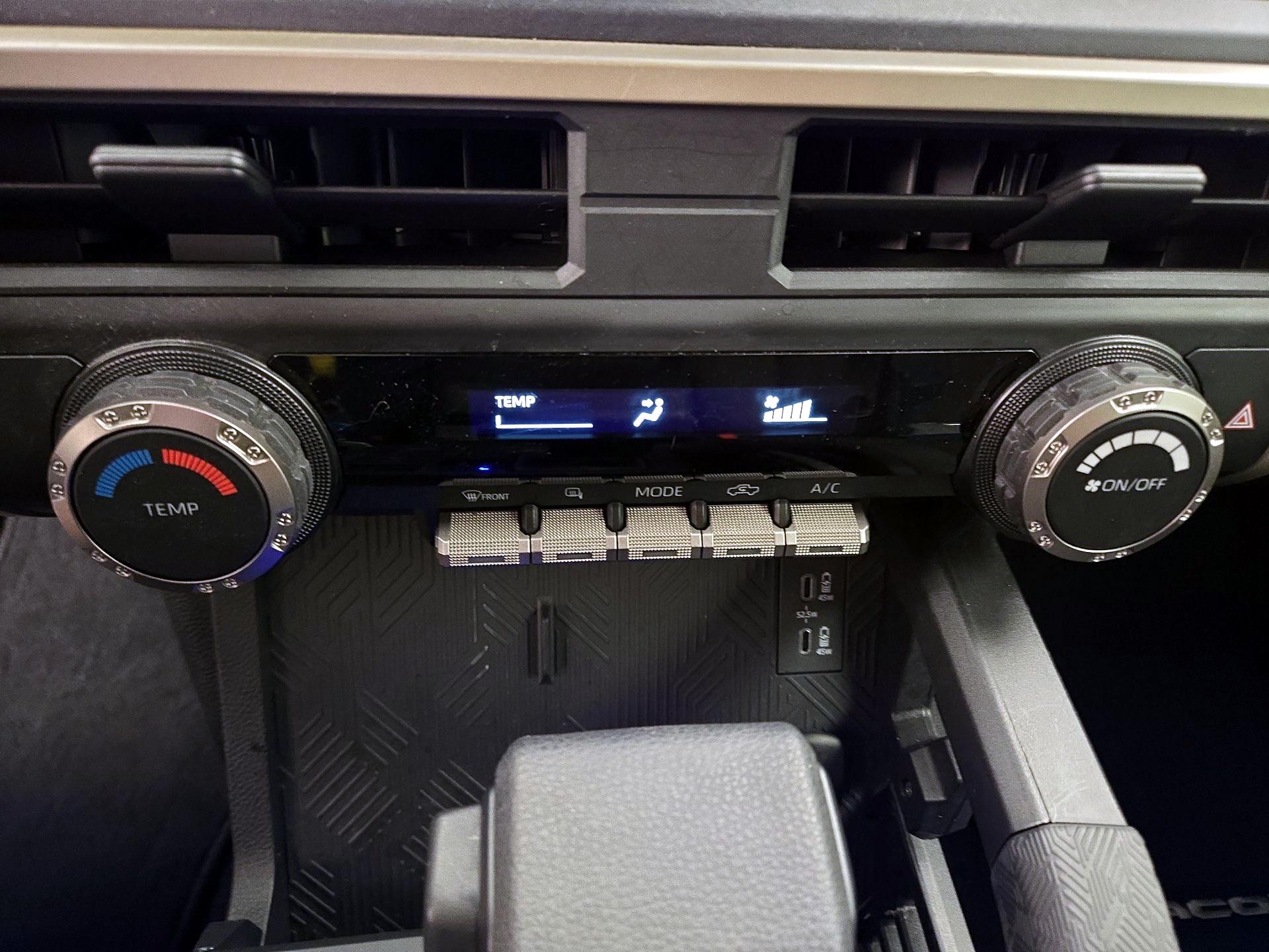 Thumbnail: 2024 Toyota Tacoma - 16