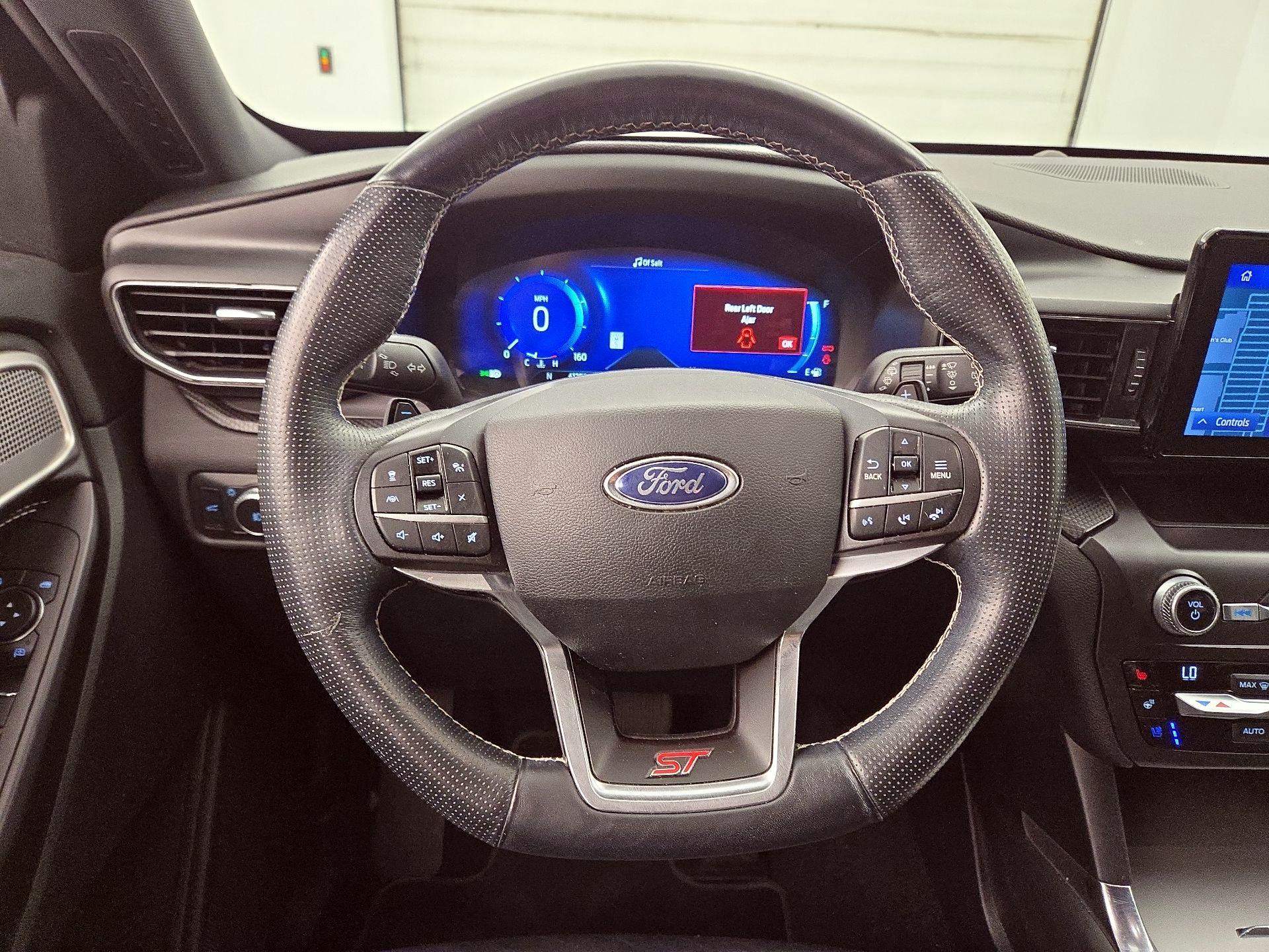 Thumbnail: 2020 Ford Explorer - 10