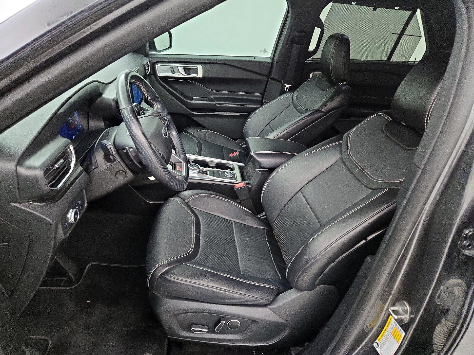 Thumbnail: 2020 Ford Explorer - 11