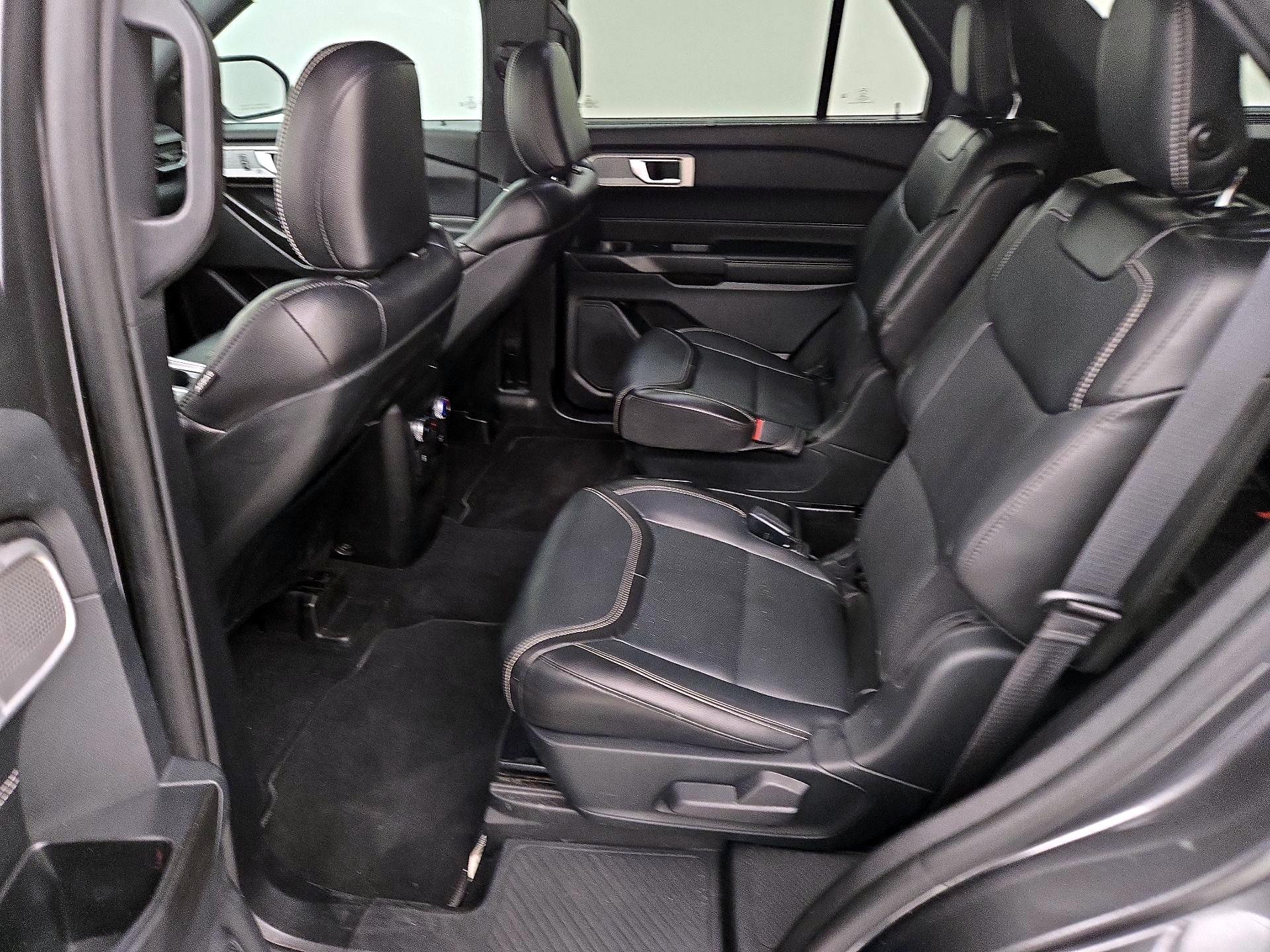Thumbnail: 2020 Ford Explorer - 20