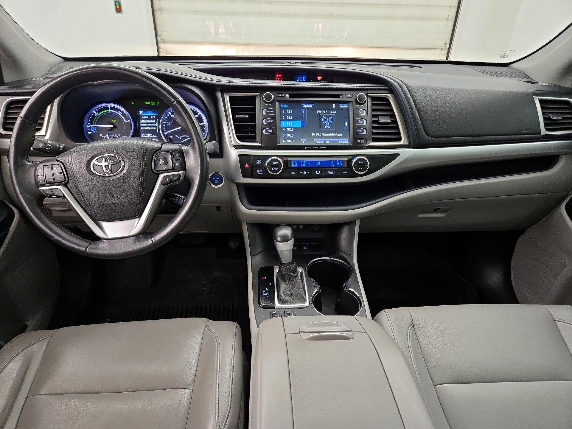 Thumbnail: 2018 Toyota Highlander - 9