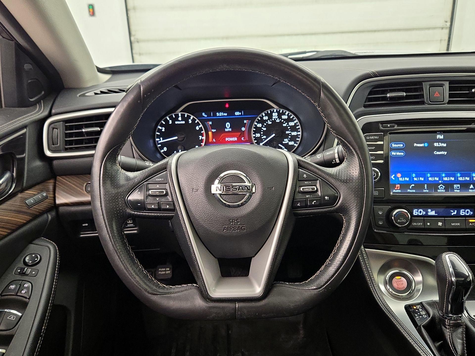 Thumbnail: 2016 Nissan Maxima - 10