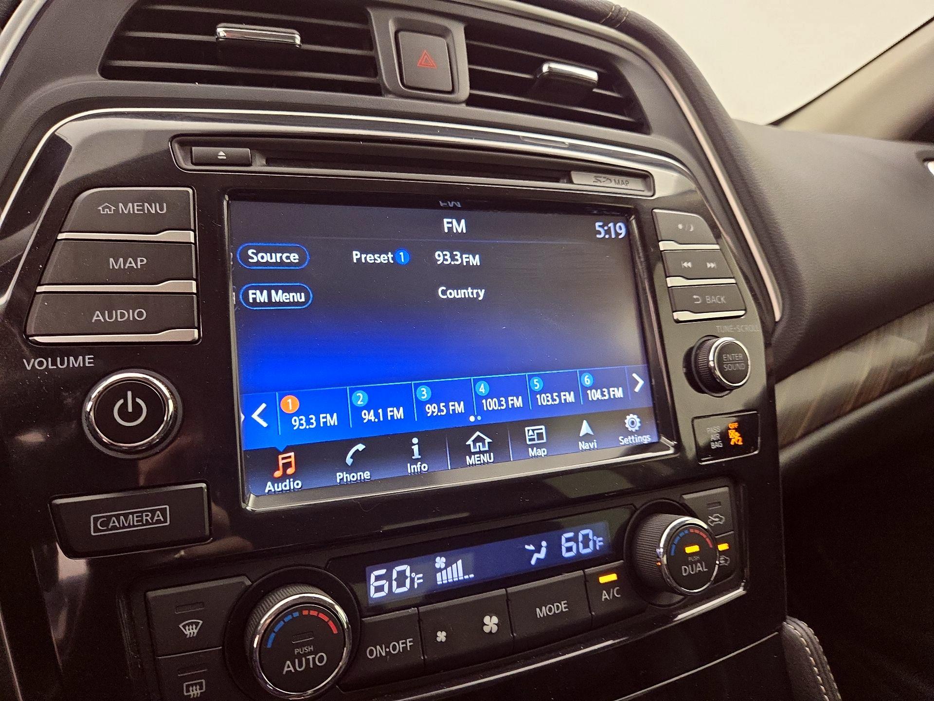 Thumbnail: 2016 Nissan Maxima - 16