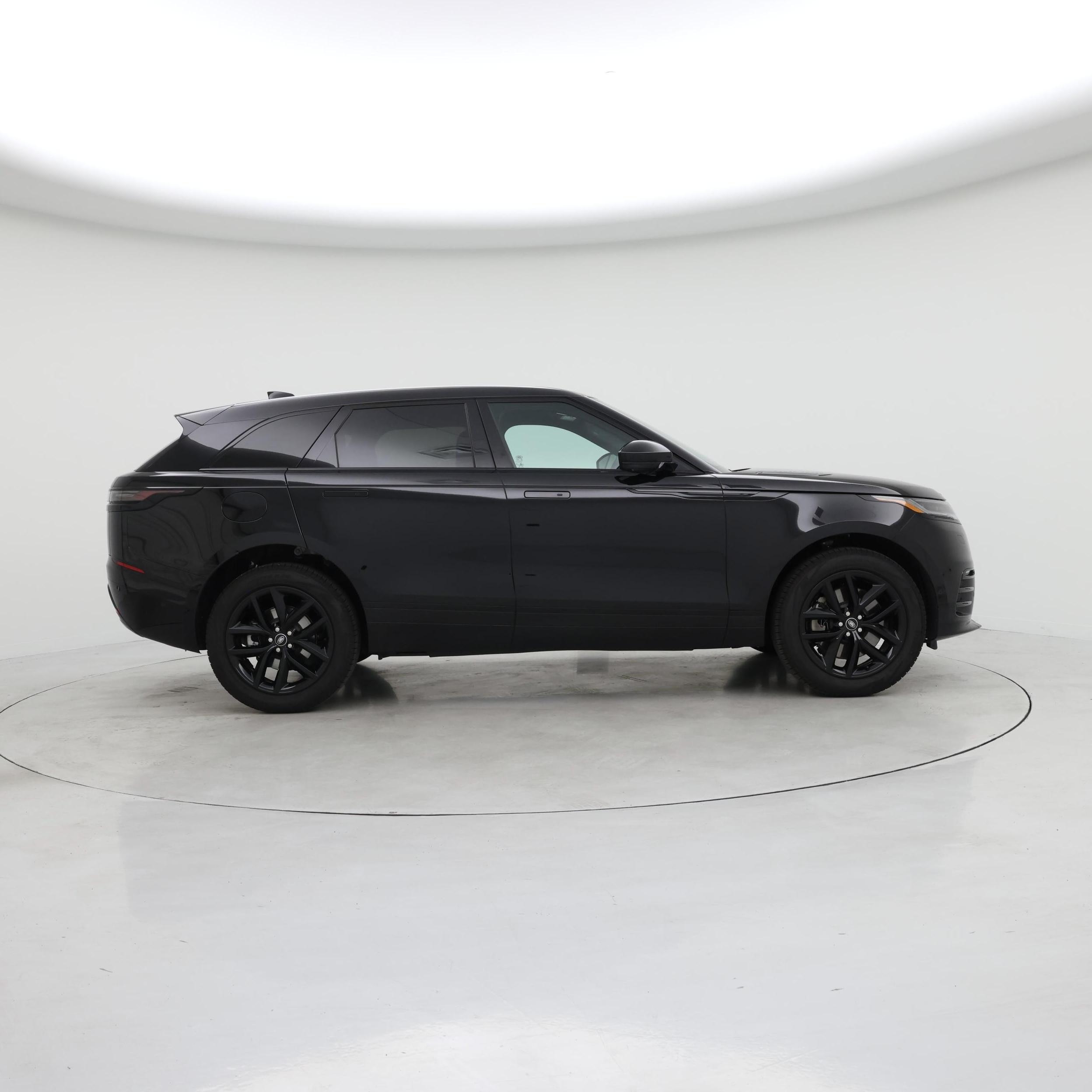 Thumbnail: 2026 Land Rover Range Rover Velar - 7