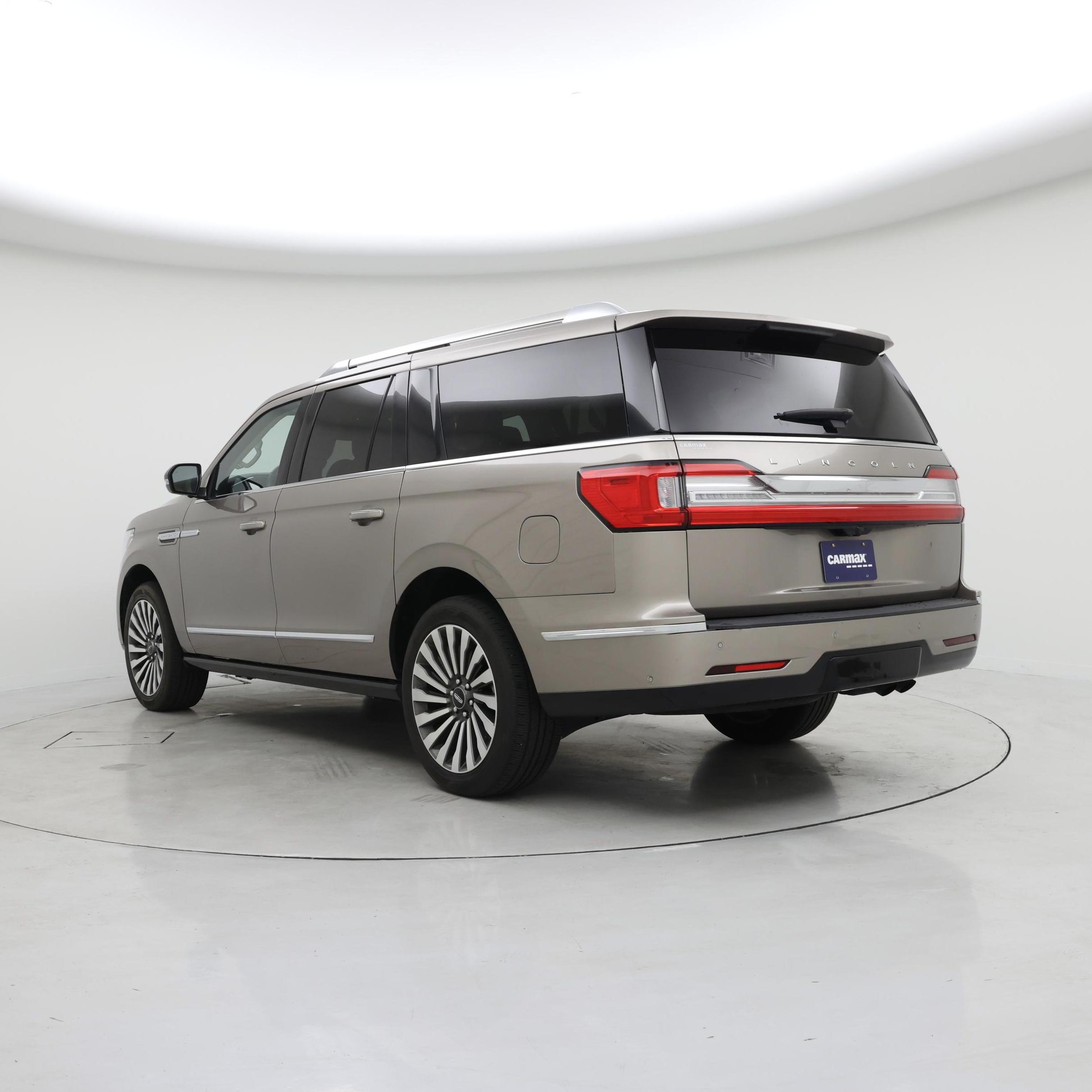 Thumbnail: 2020 Lincoln Navigator L - 2