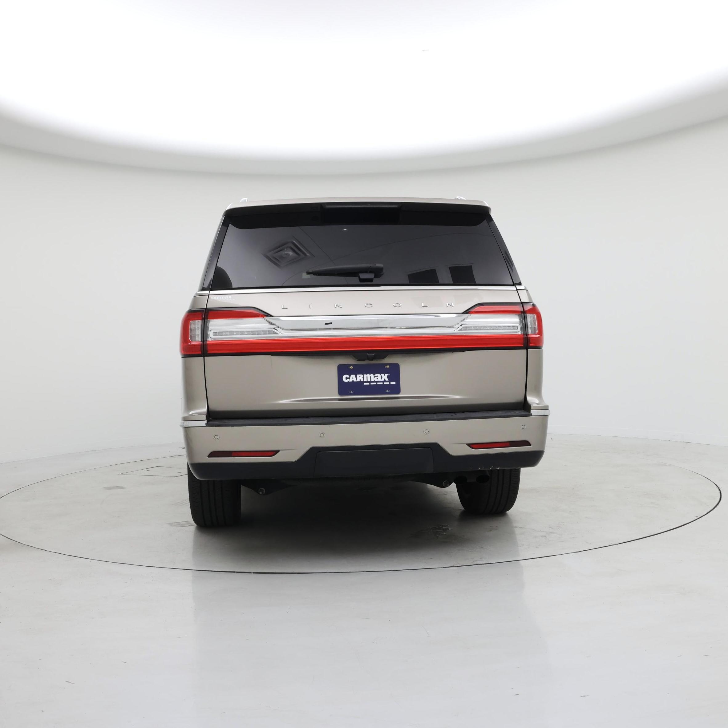 Thumbnail: 2020 Lincoln Navigator L - 6