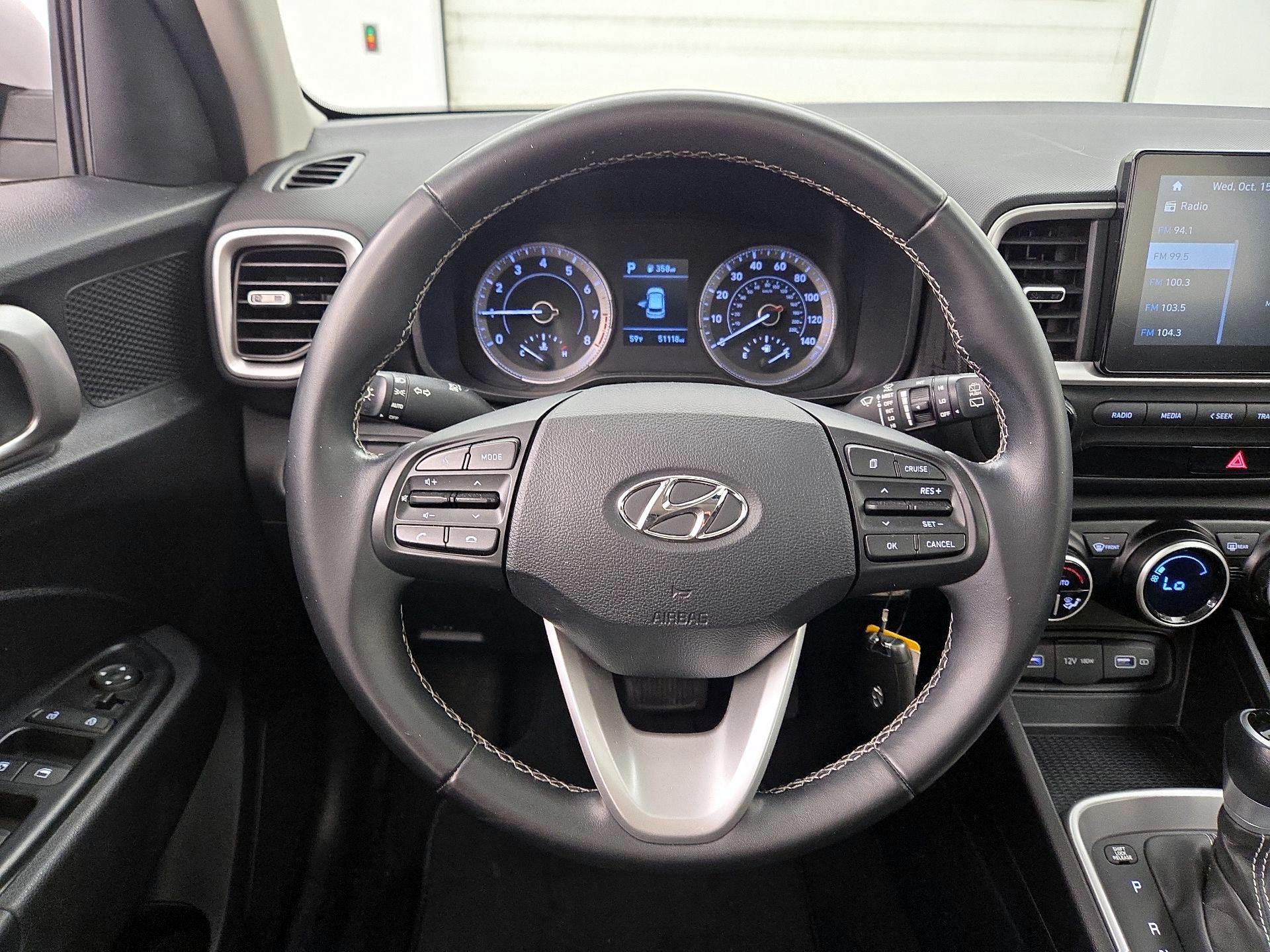 Thumbnail: 2022 Hyundai Venue - 10