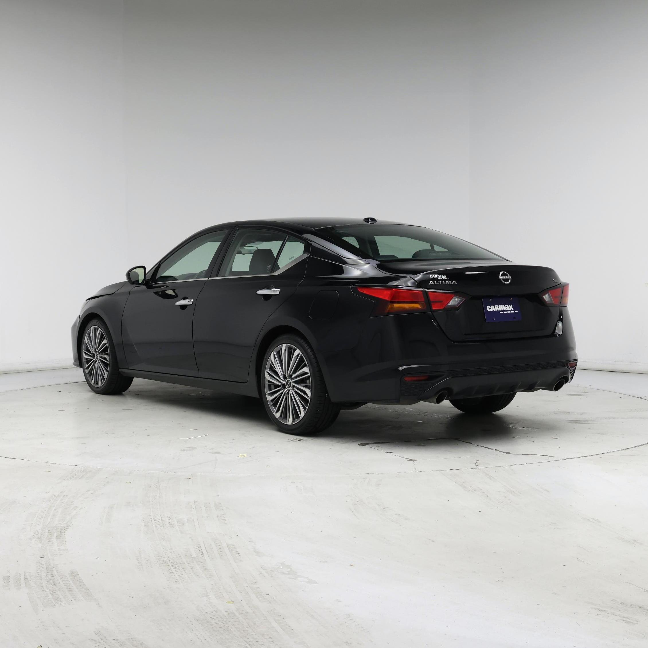 Thumbnail: 2023 Nissan Altima - 2