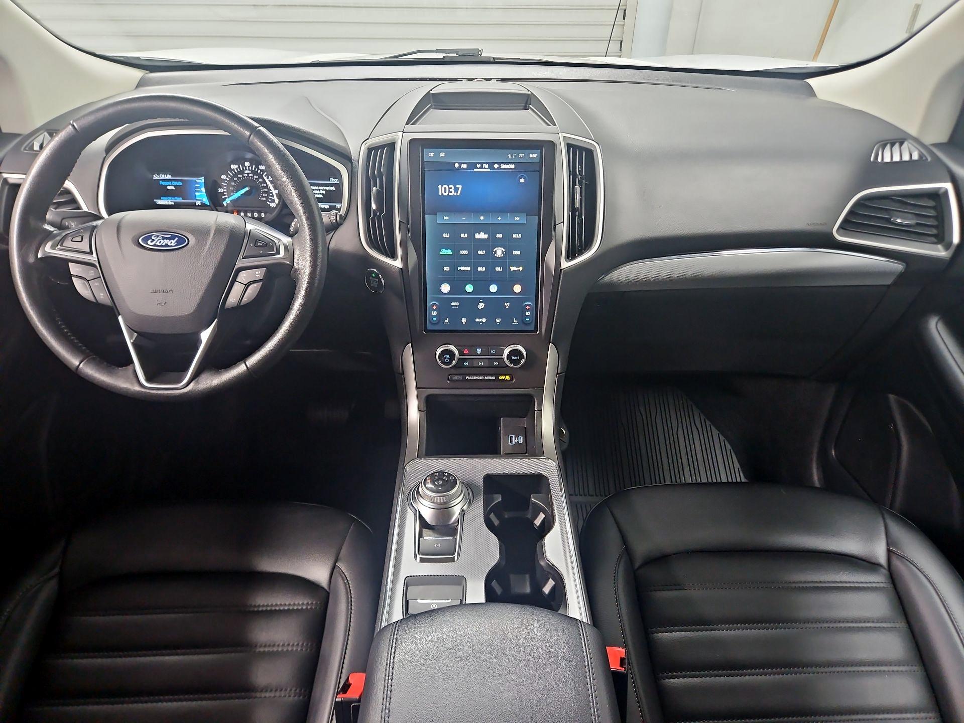 Thumbnail: 2021 Ford Edge - 9