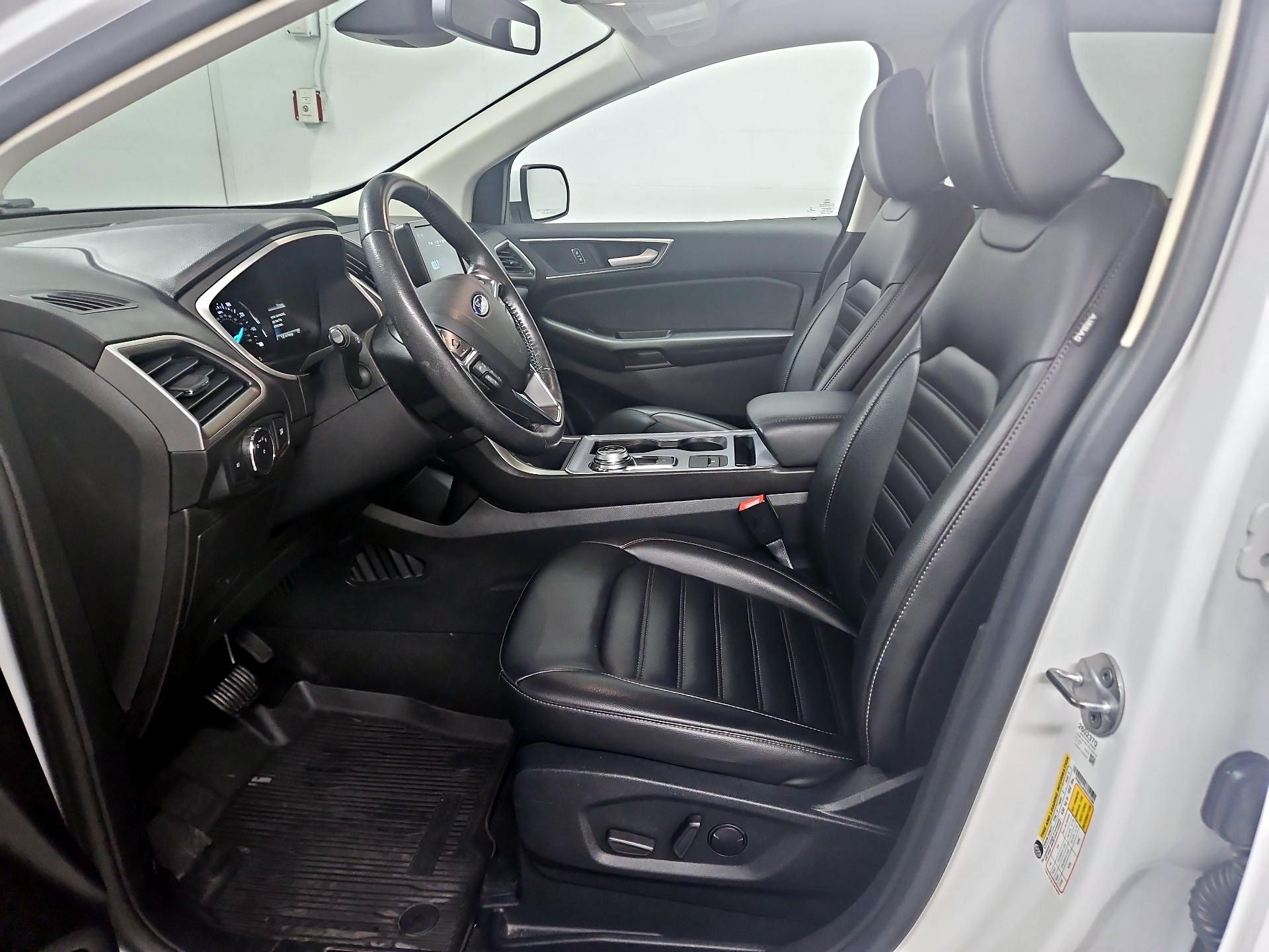 Thumbnail: 2021 Ford Edge - 11