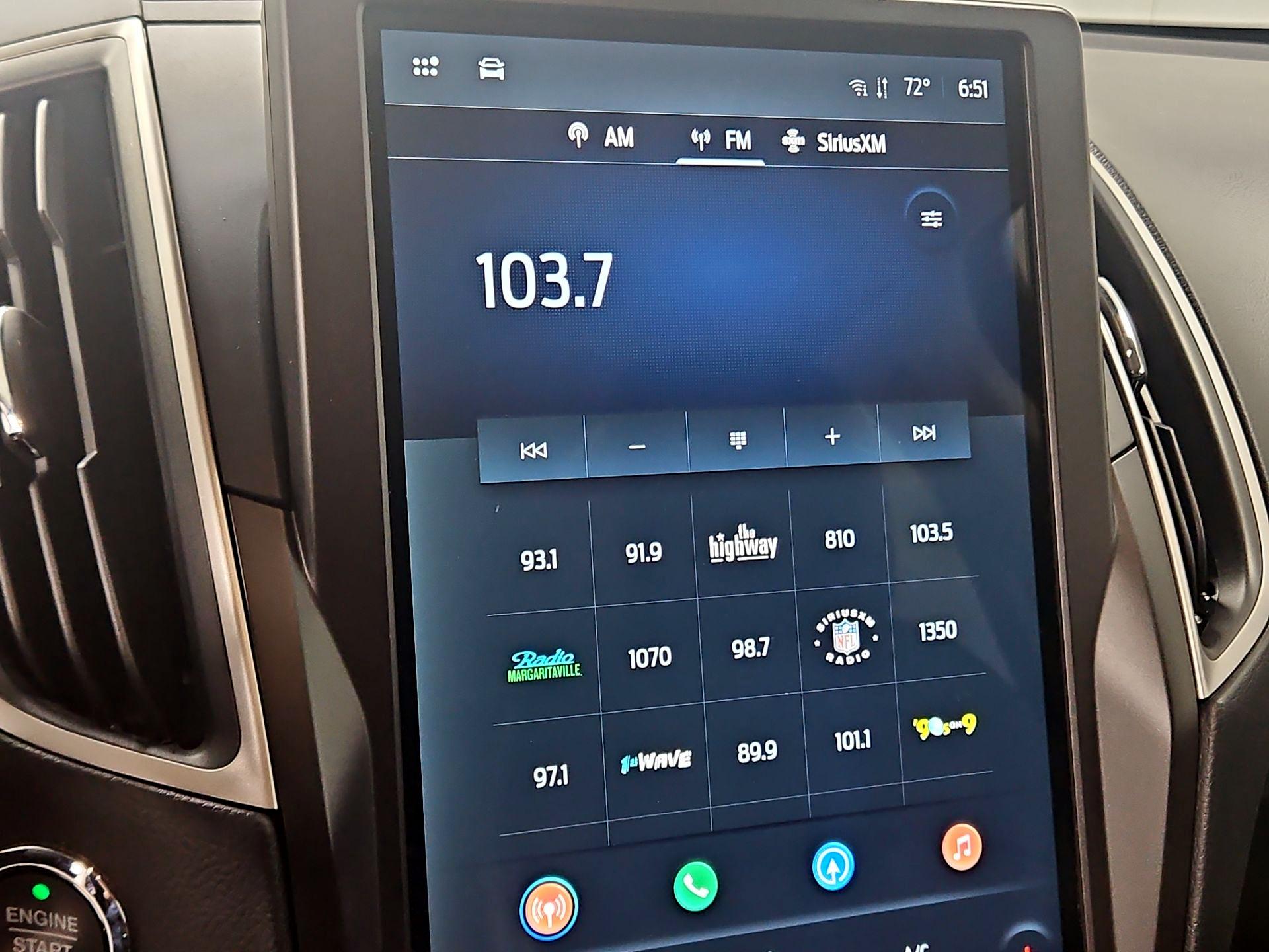 Thumbnail: 2021 Ford Edge - 16