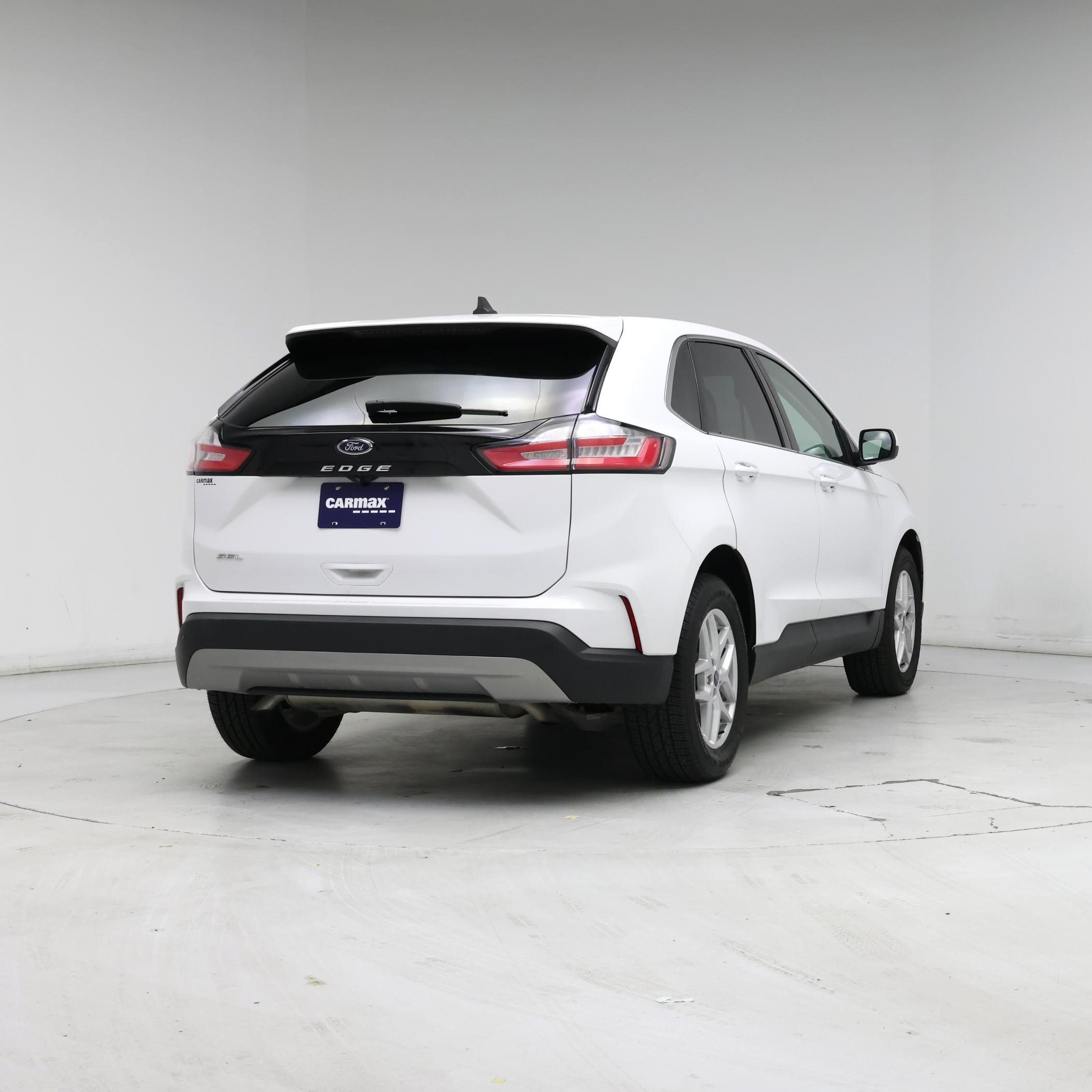 Thumbnail: 2021 Ford Edge - 8