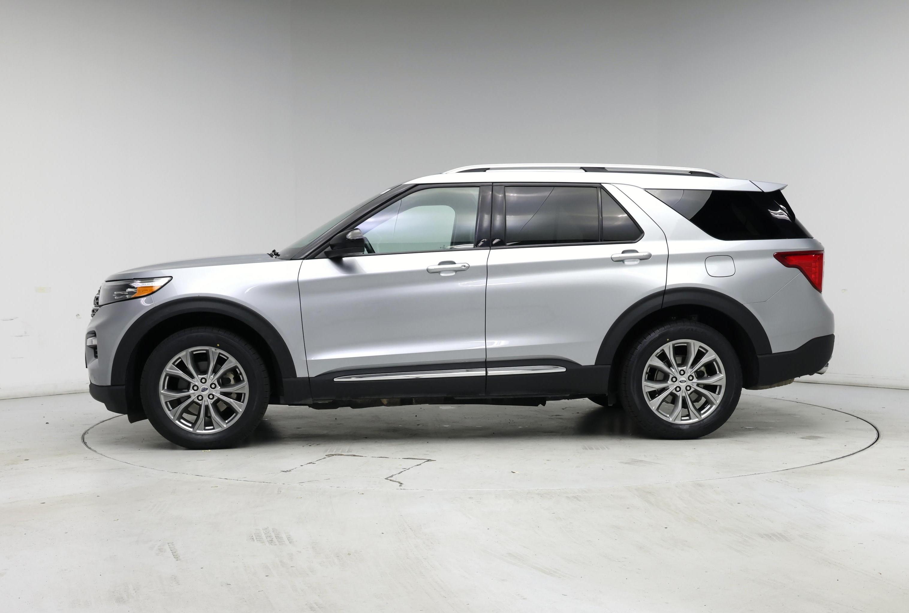 Thumbnail: 2023 Ford Explorer - 3