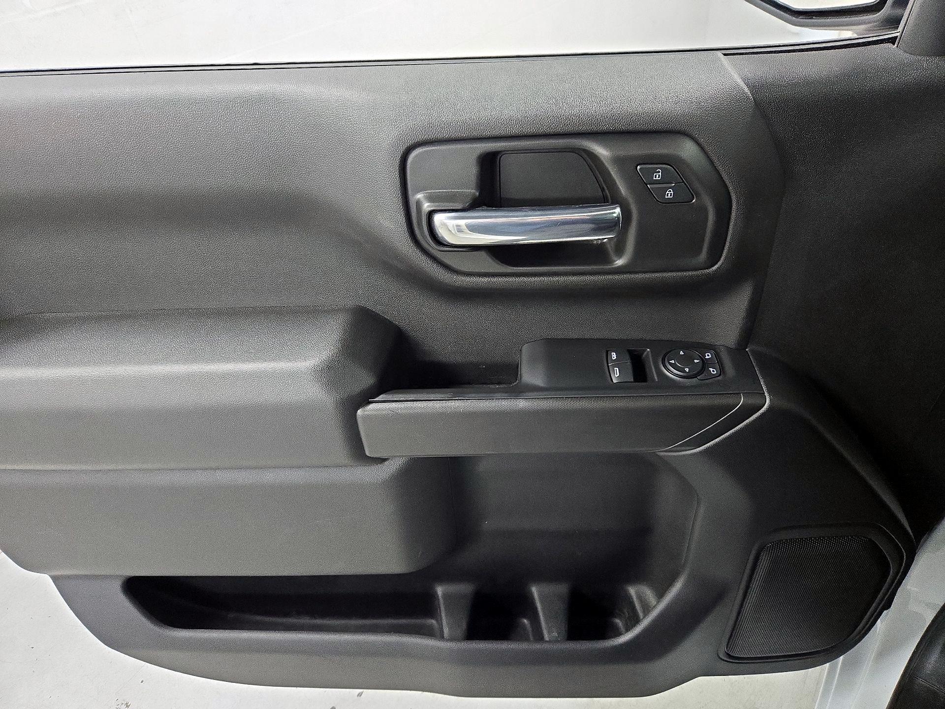 Thumbnail: 2021 Chevrolet Silverado 1500 - 12