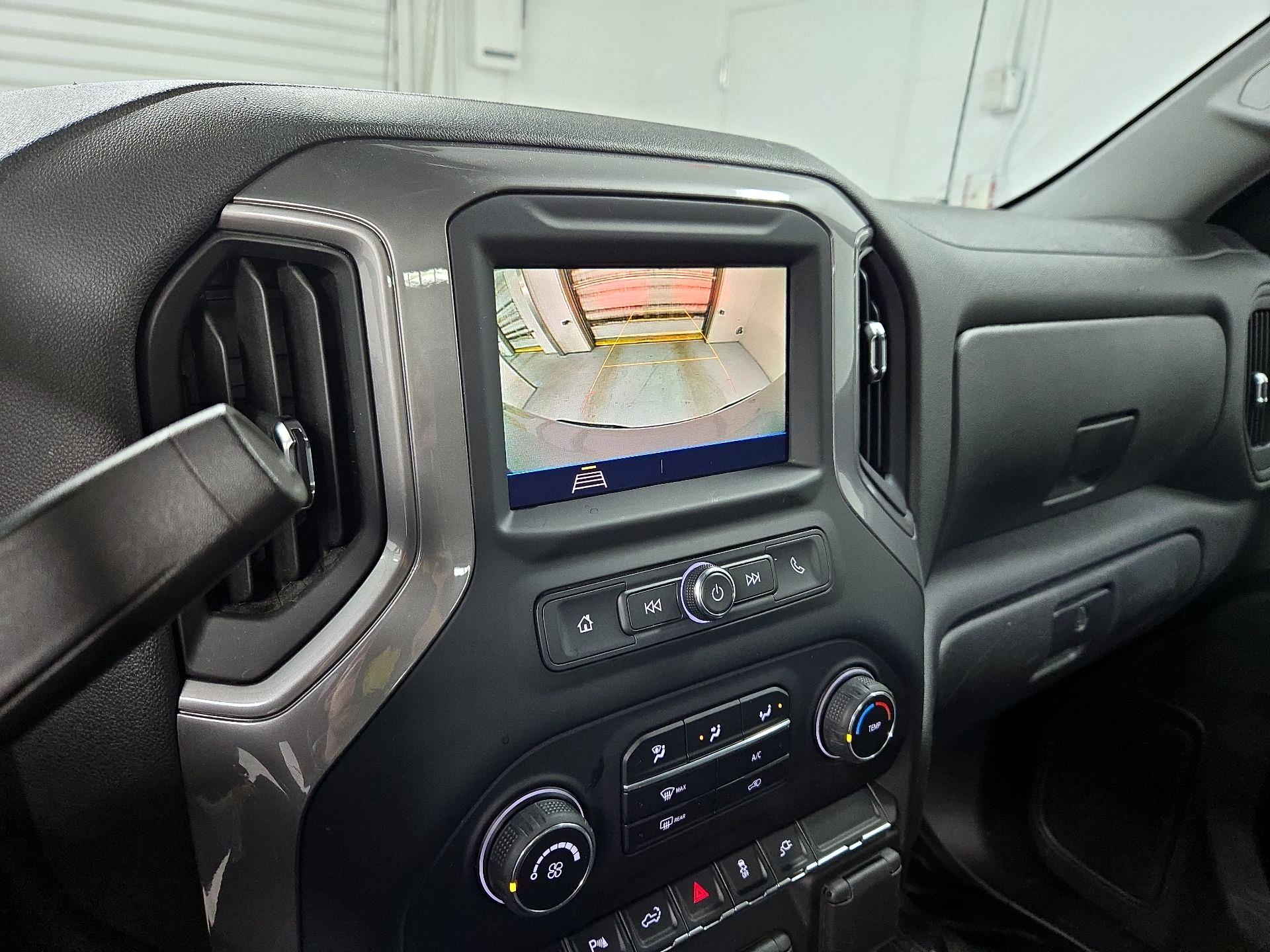 Thumbnail: 2021 Chevrolet Silverado 1500 - 14