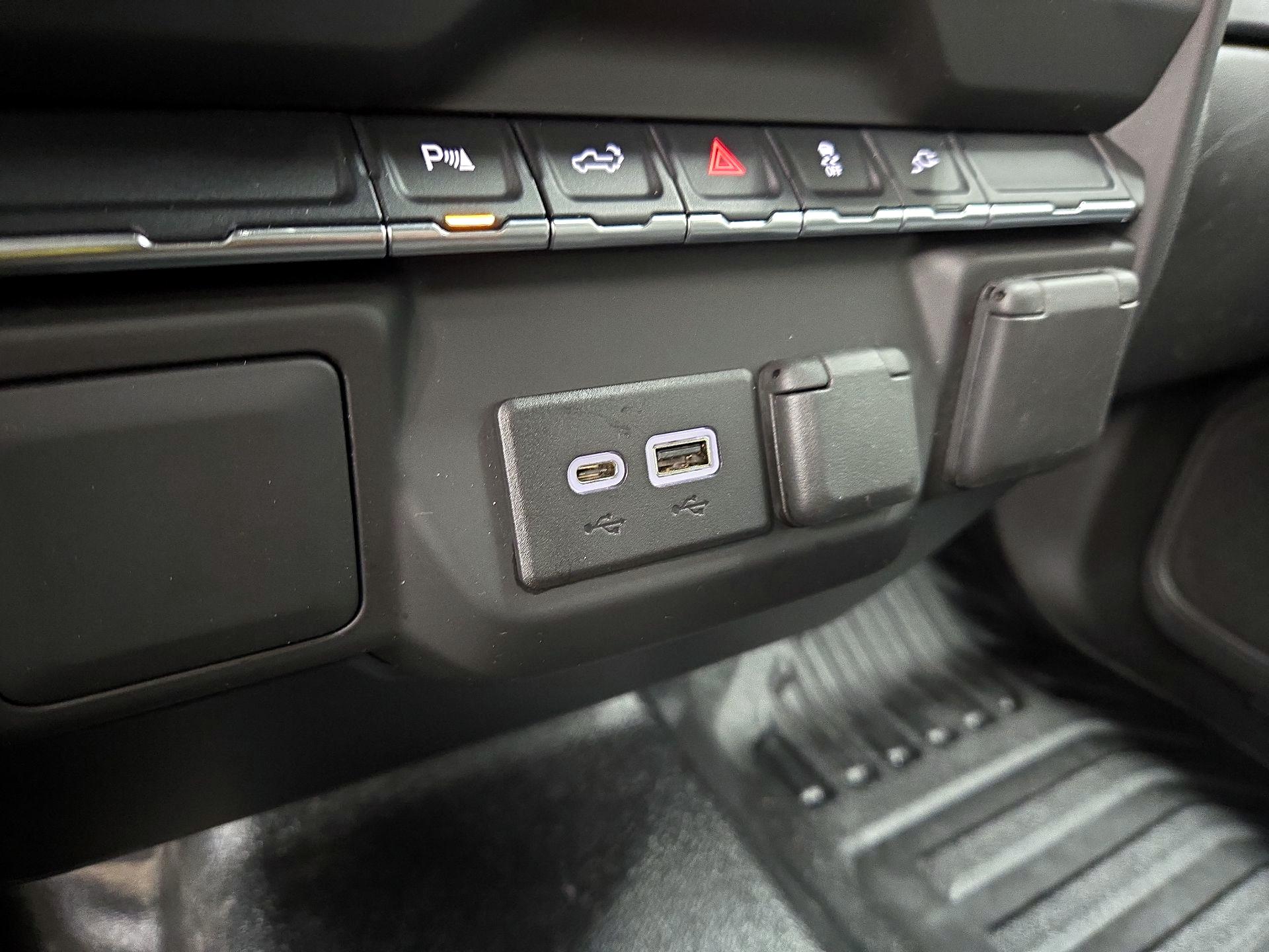 Thumbnail: 2021 Chevrolet Silverado 1500 - 18