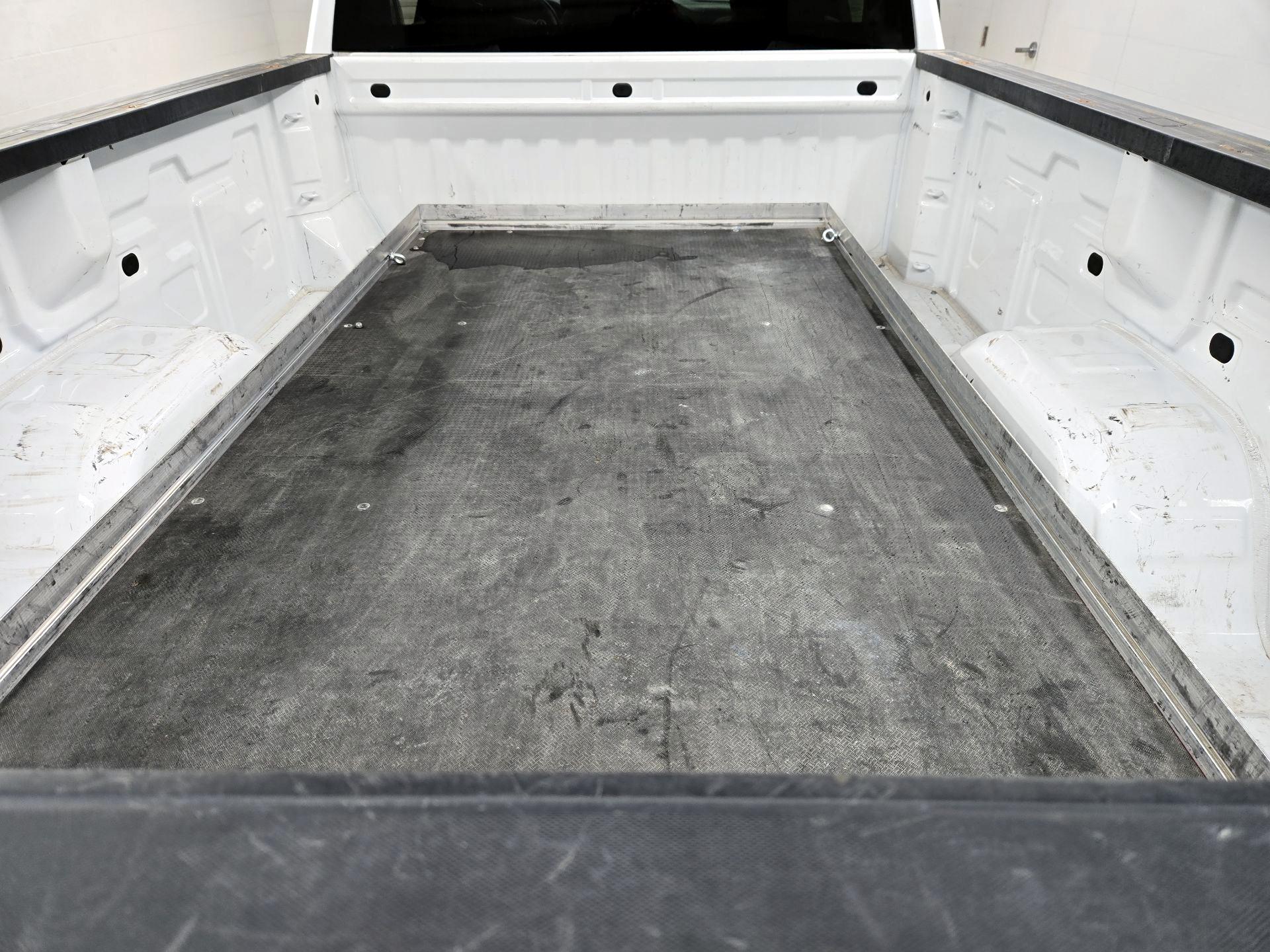 Thumbnail: 2021 Chevrolet Silverado 1500 - 19