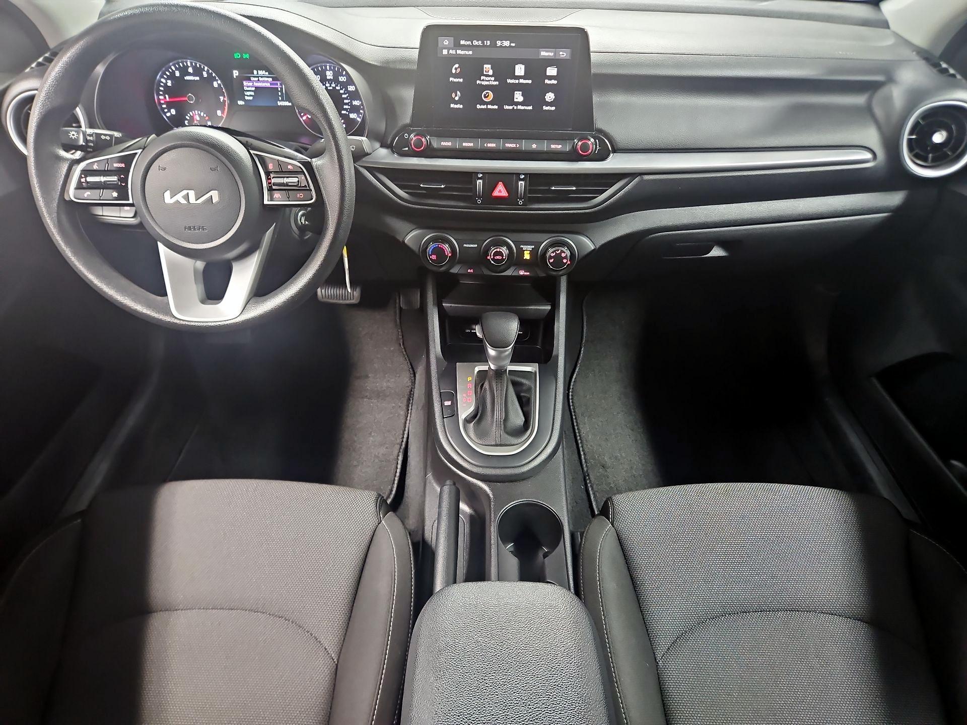 Thumbnail: 2023 Kia Forte - 9