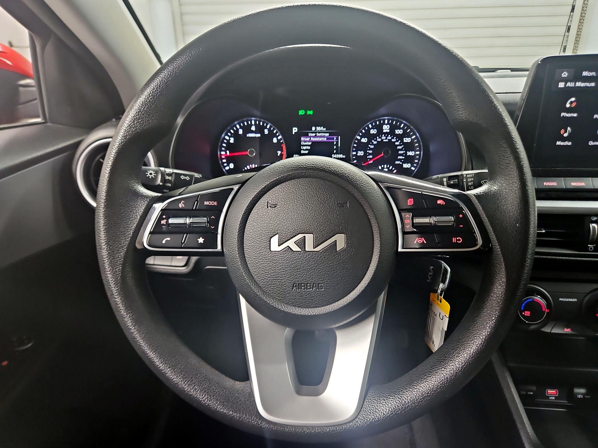 Thumbnail: 2023 Kia Forte - 10