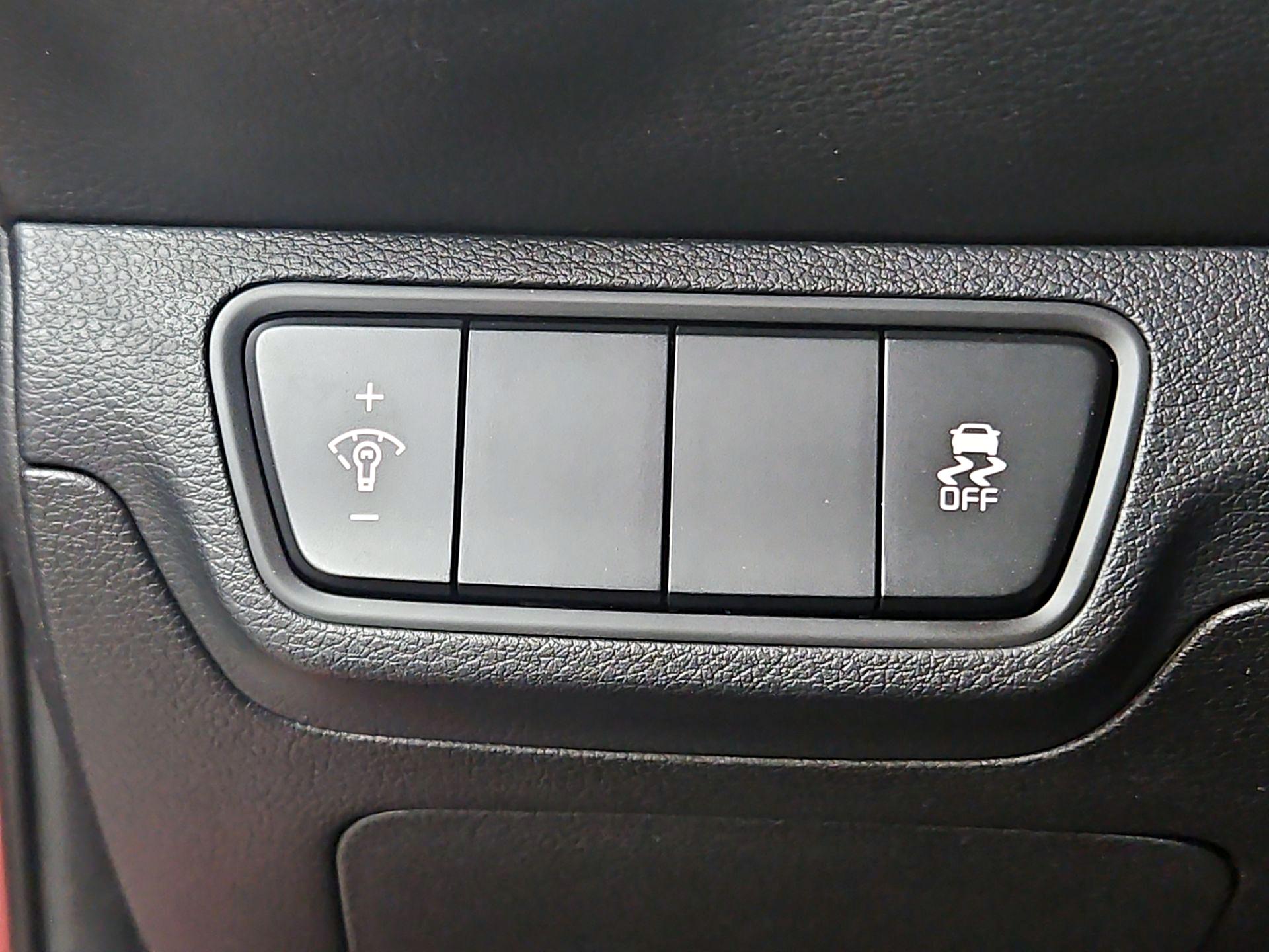 Thumbnail: 2023 Kia Forte - 13