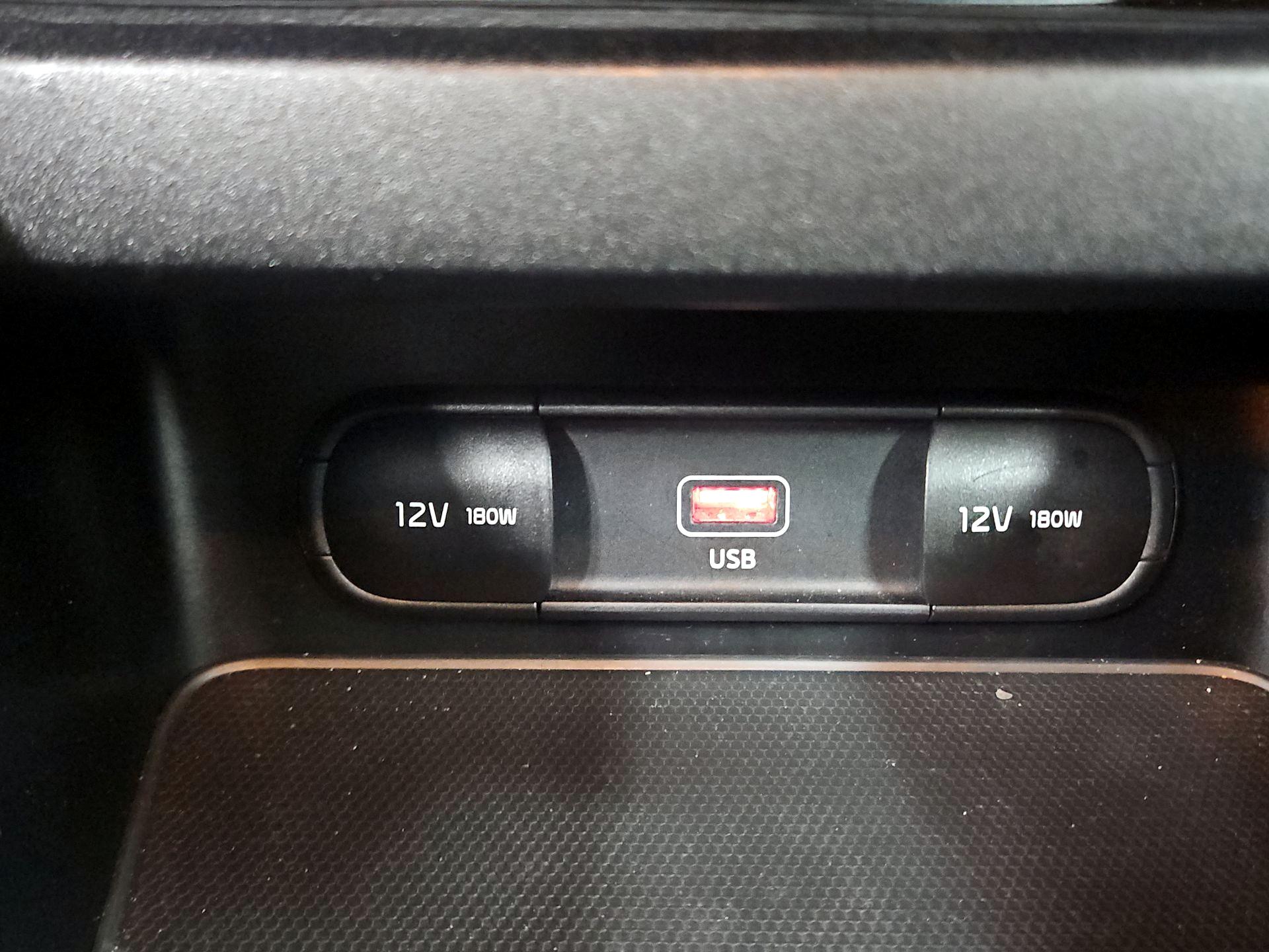 Thumbnail: 2023 Kia Forte - 18