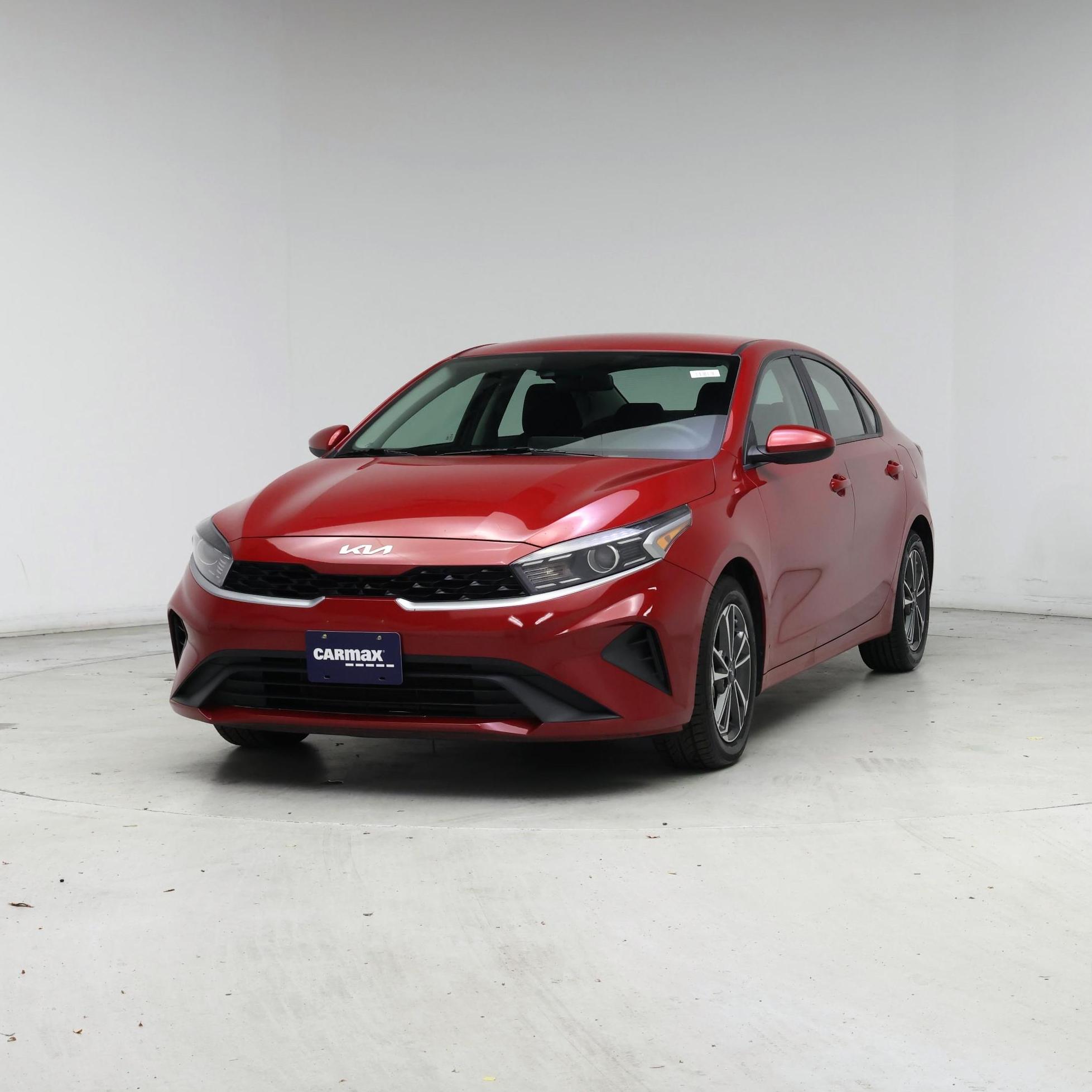 Thumbnail: 2023 Kia Forte - 4