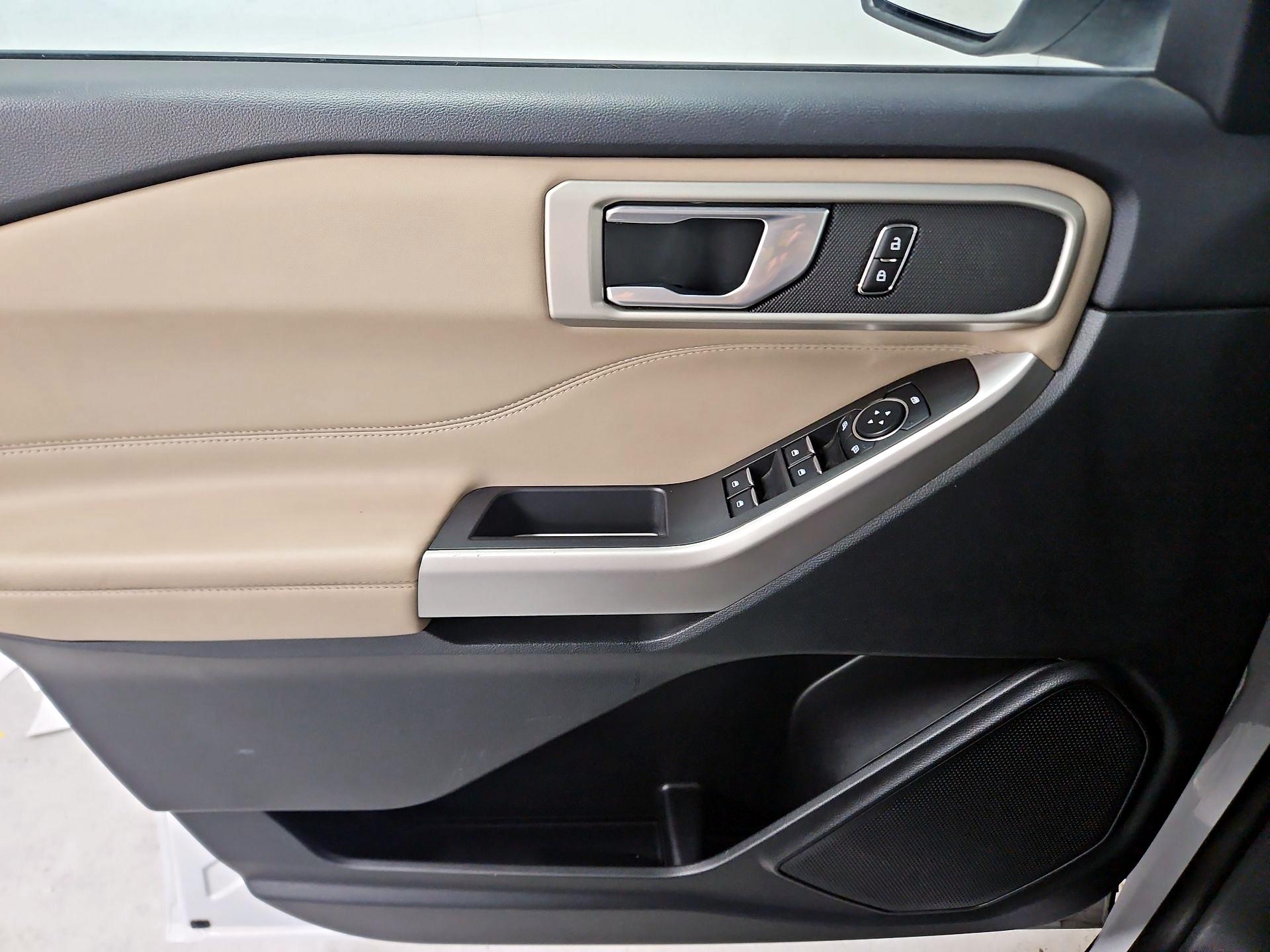 Thumbnail: 2023 Ford Explorer - 12