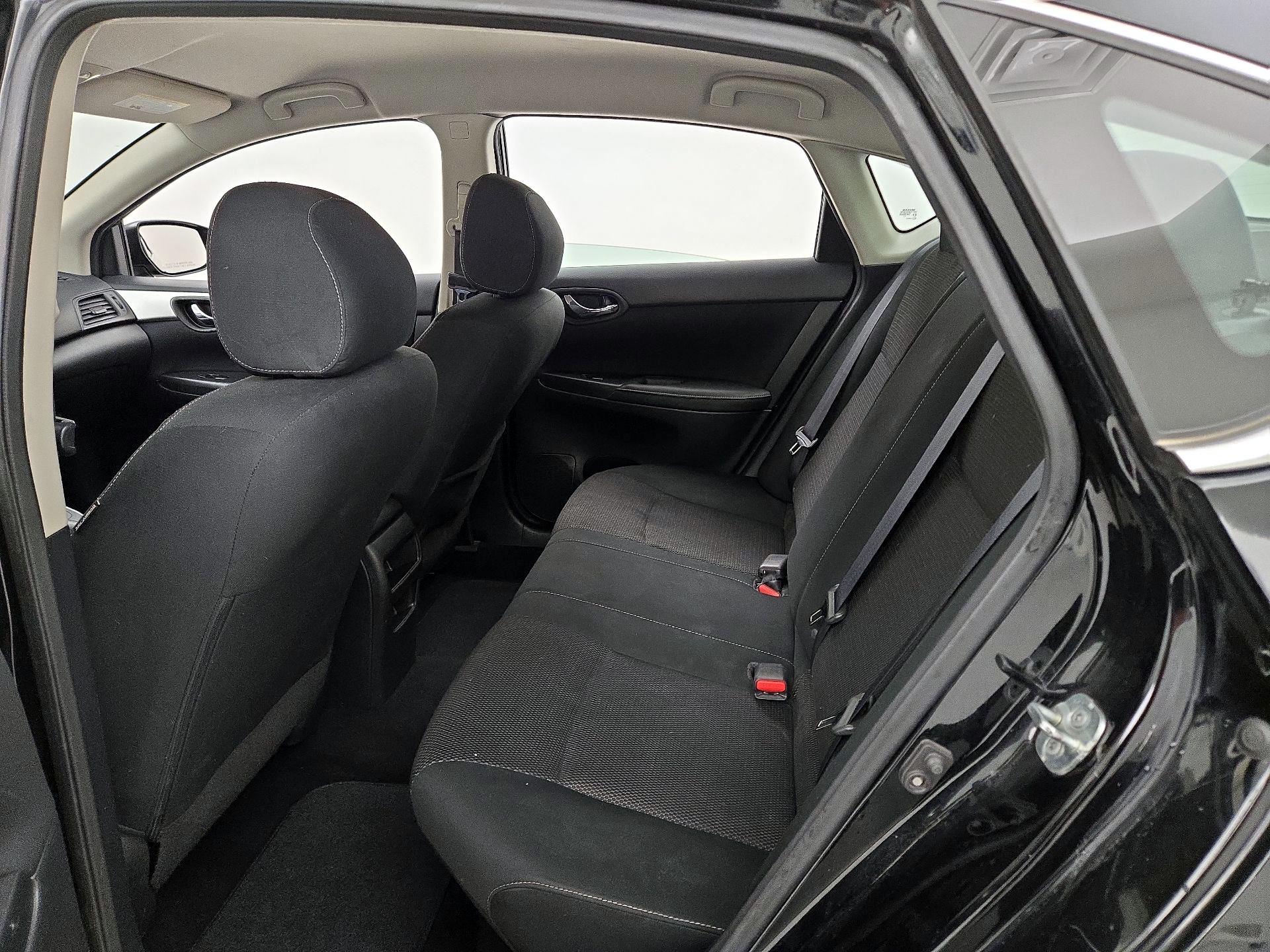 Thumbnail: 2019 Nissan Sentra - 19